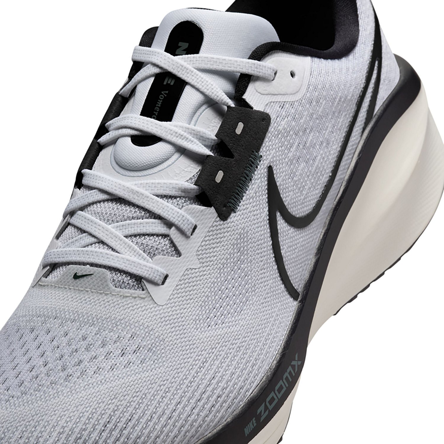 Nike Men's Vomero 17 Shoes - view number 7