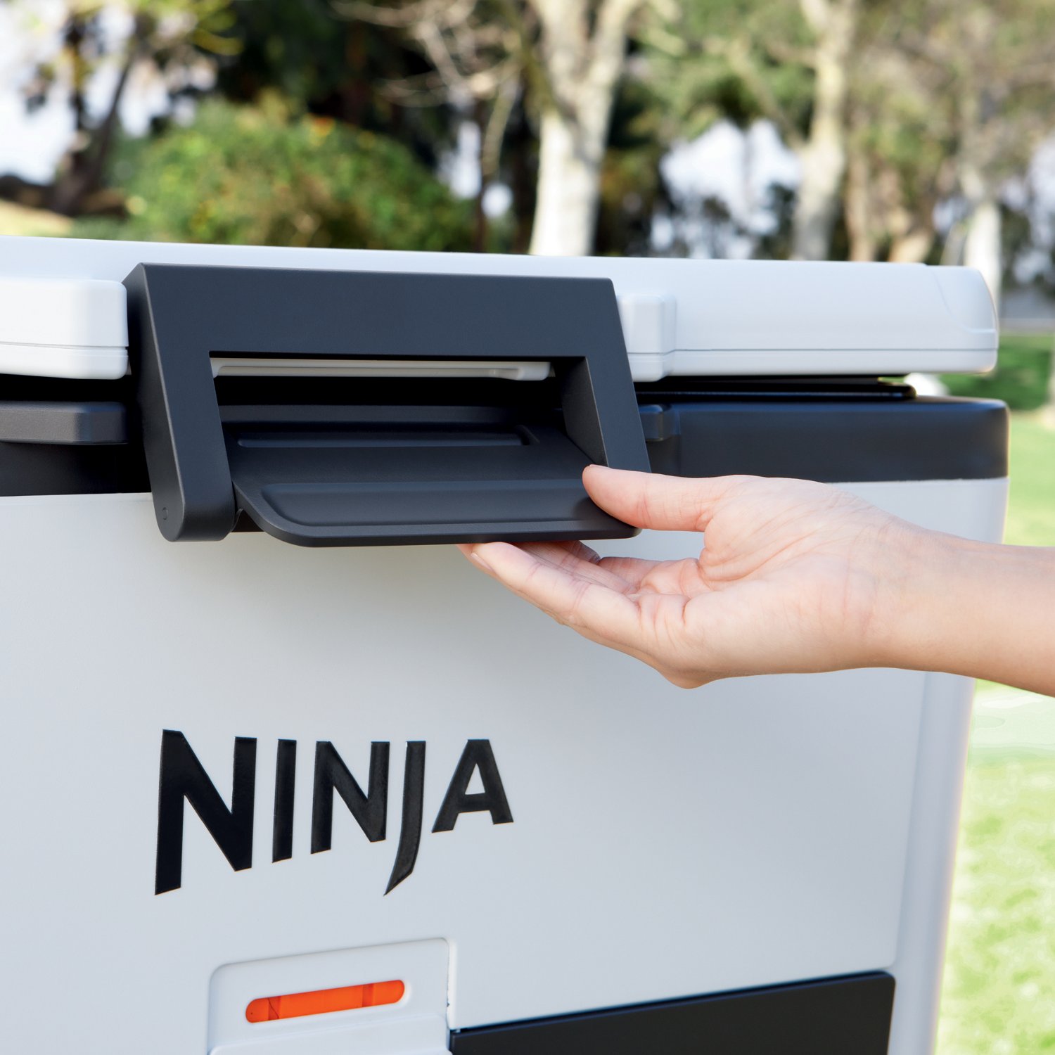 Ninja FrostVault 30qt Hard Cooler with Dry Zone                                                                                  - view number 7