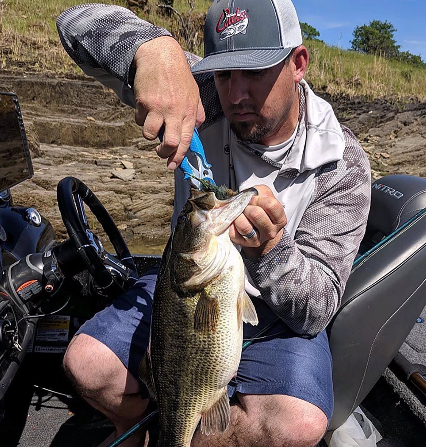 Cuda 7.5 in TI Mono and Braid Pliers