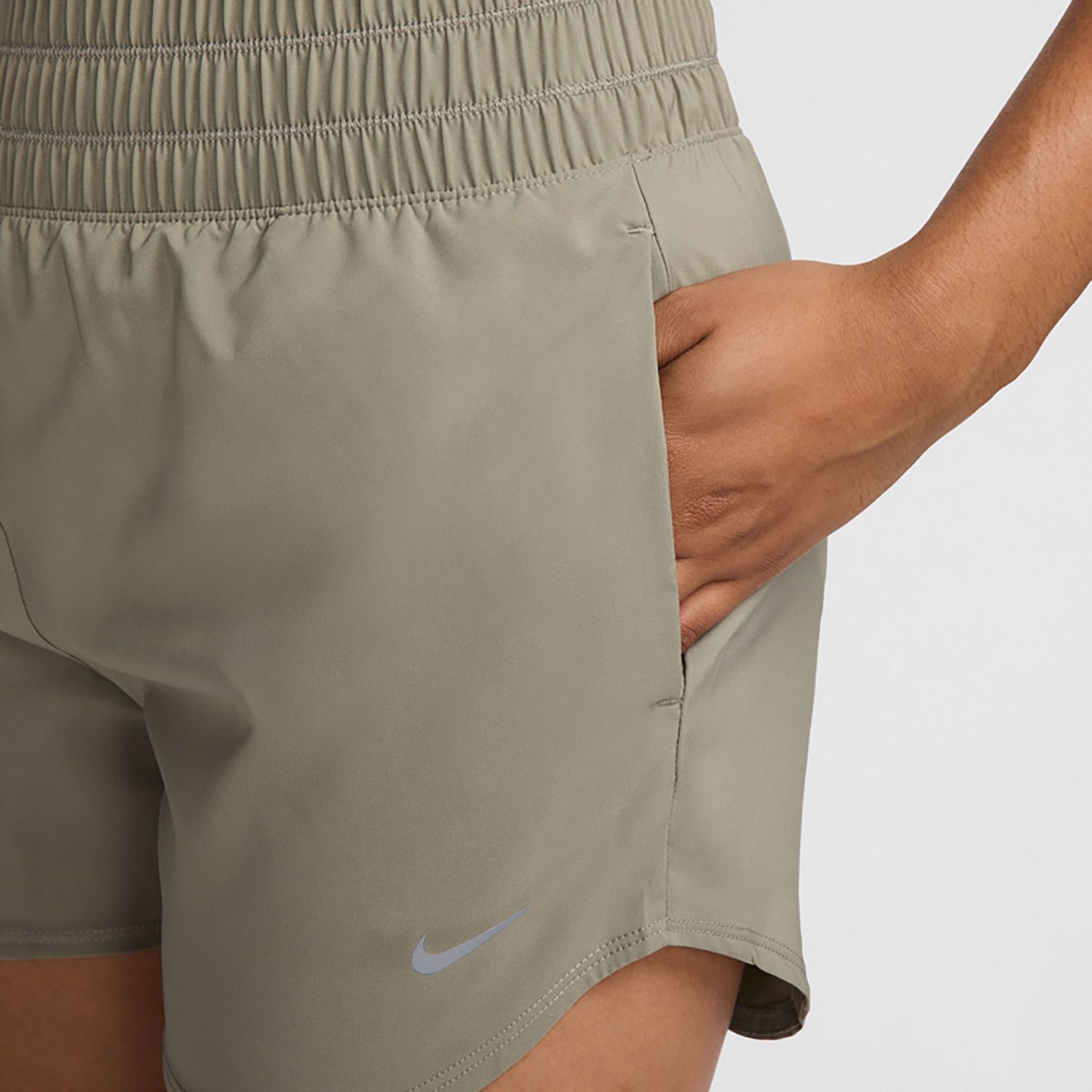 Nike Women's Prima Dri-FIT Ultra High-Rise Shorts 3in                                                                            - view number 3