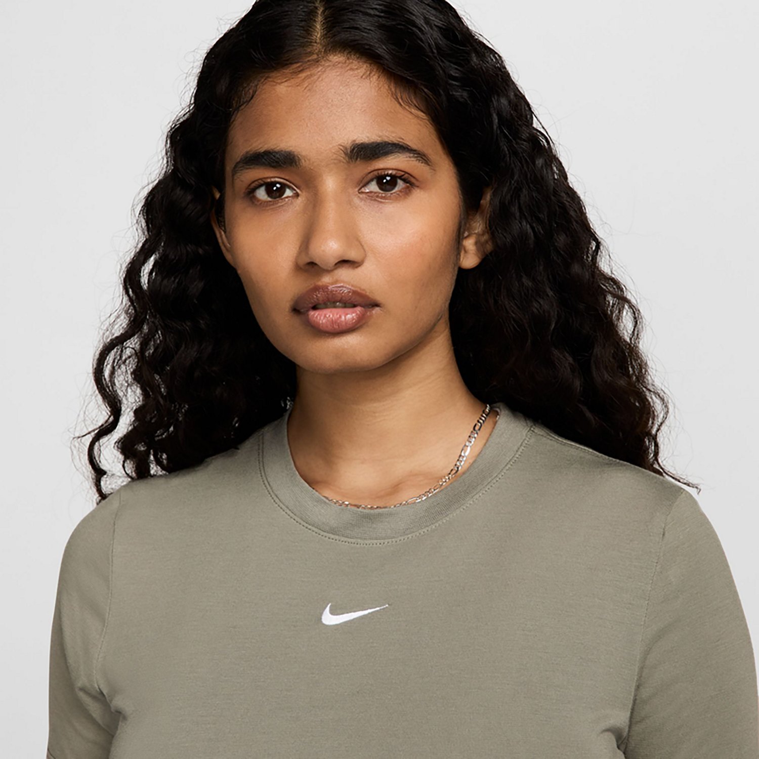 Nike Women's Sportswear Essentials Slim Cropped T-shirt                                                                          - view number 3