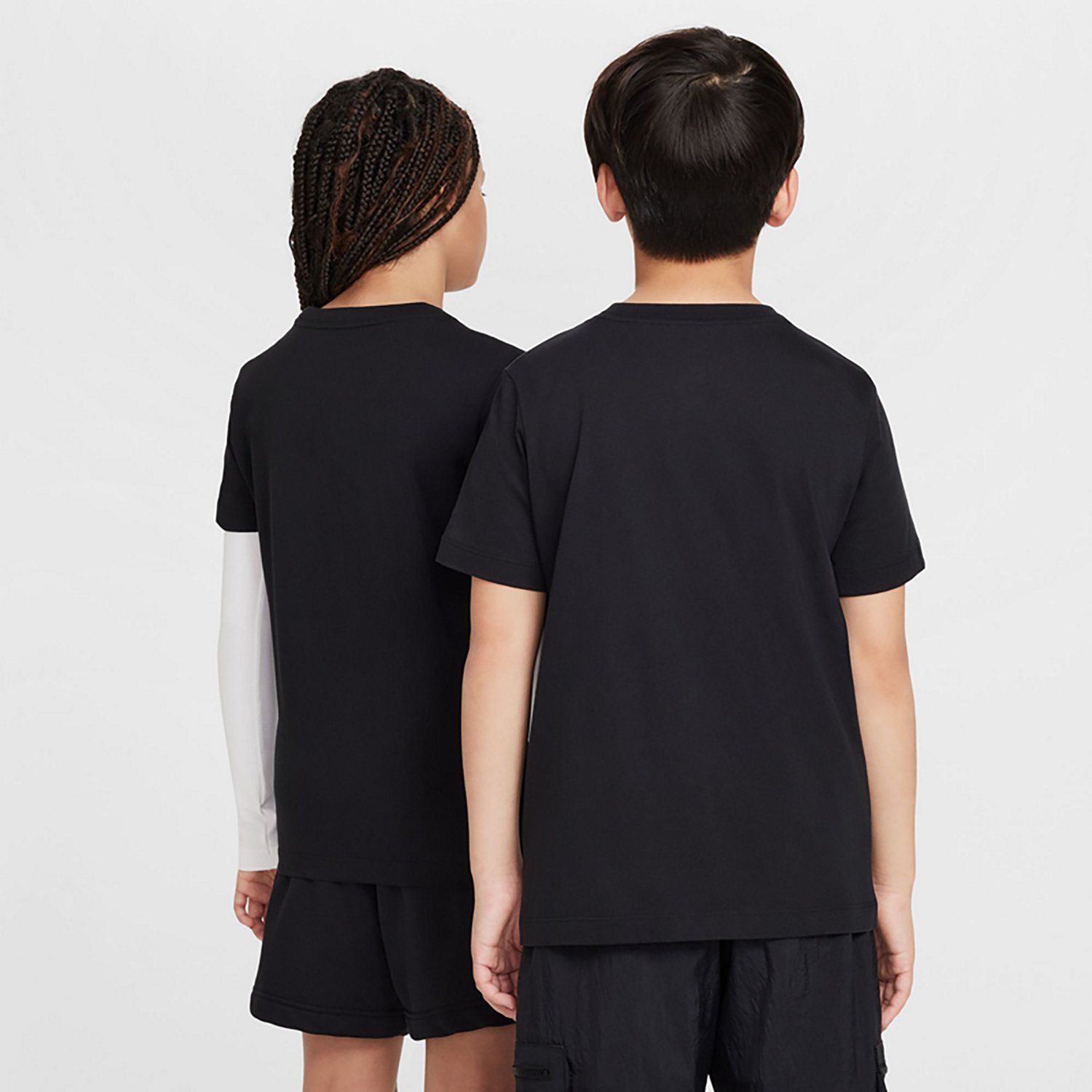 Nike Boys' Sportswear Snail Graphic T-shirt