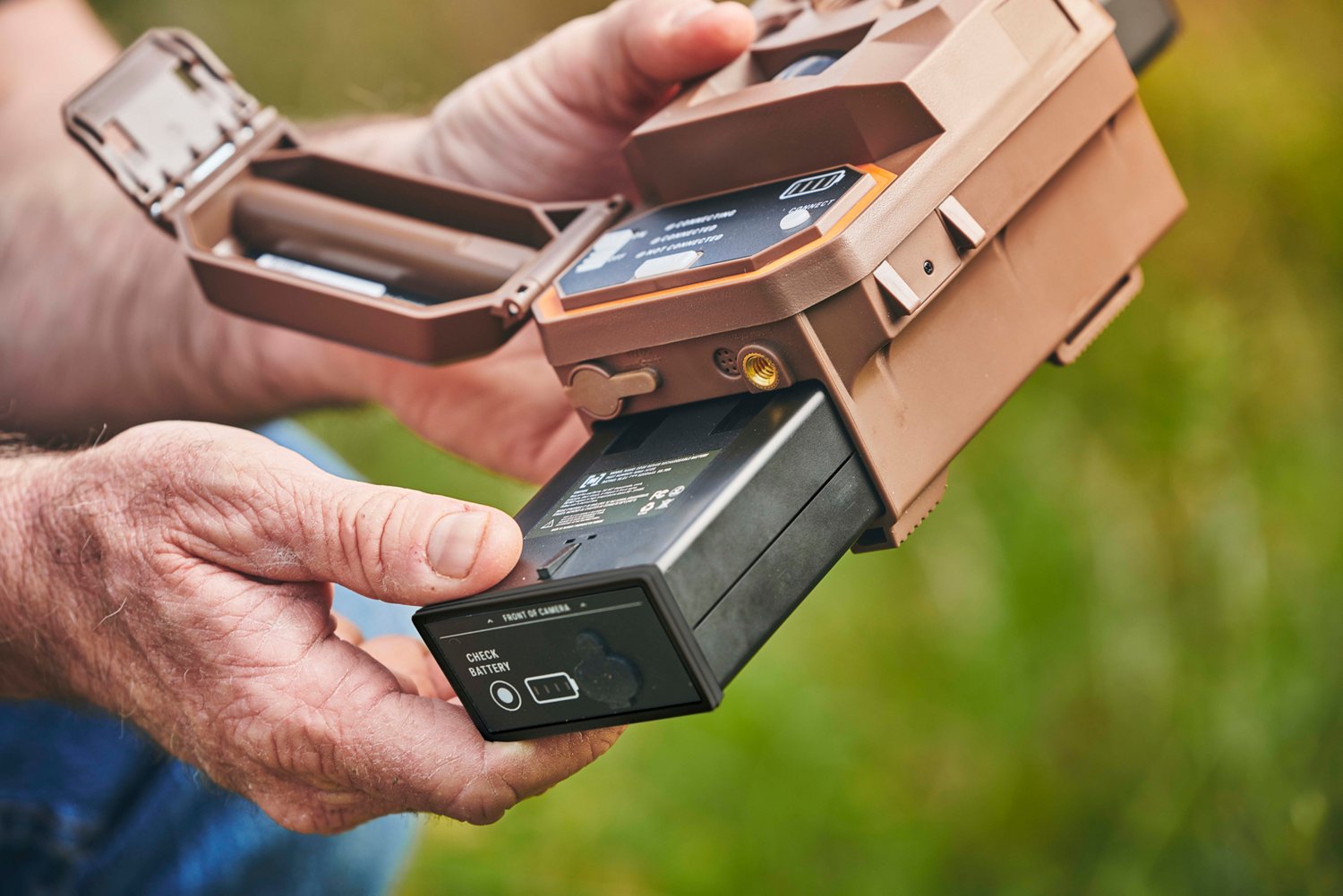 Moultrie Mobile Rechargeable Lithium-Ion Battery Pack                                                                            - view number 4