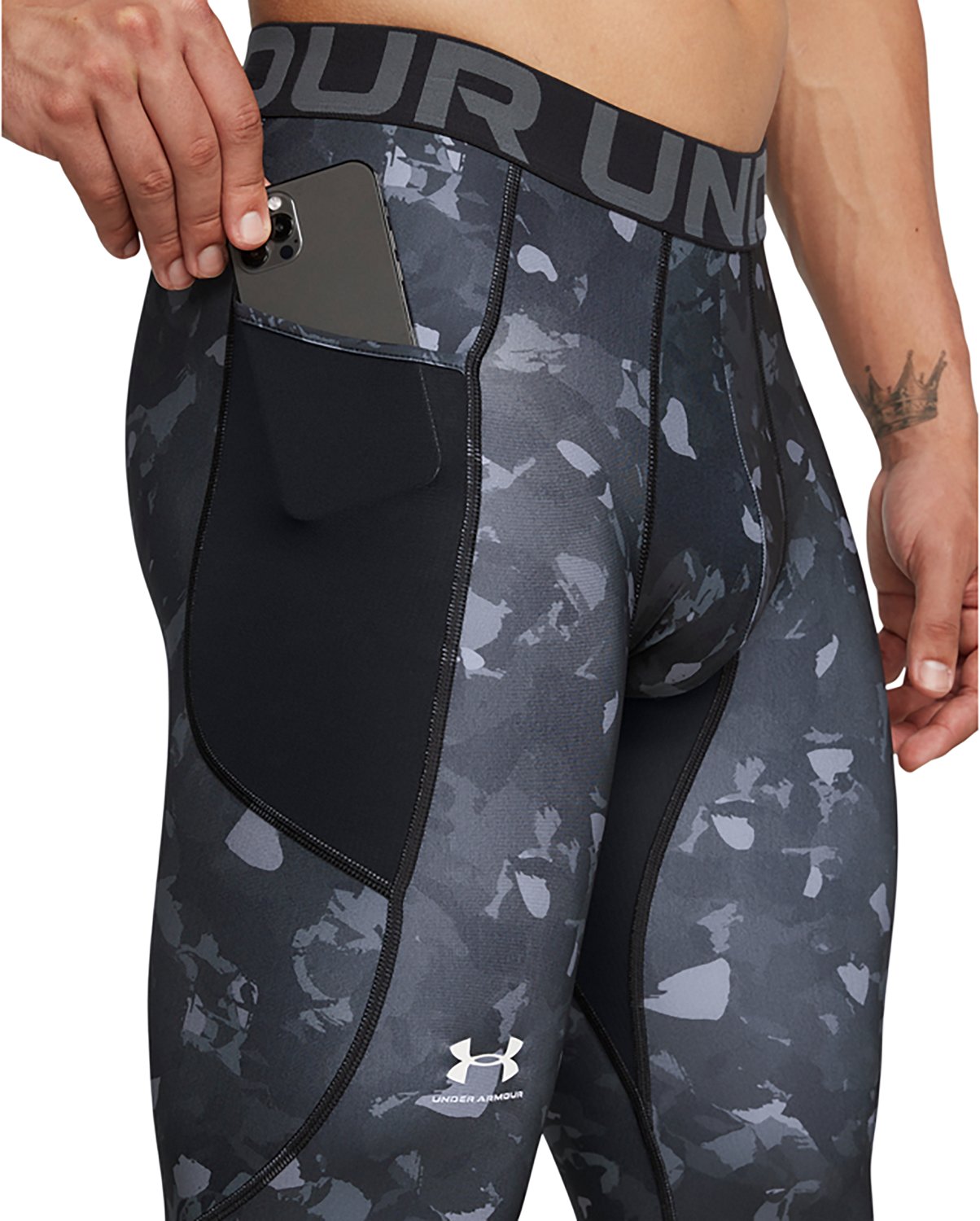 ウォーキング・ランニングウェア Under Armour Men's HeatGear Fitted Camo Men's Under Armour HeatGear Fitted Camo Short-Sleeve