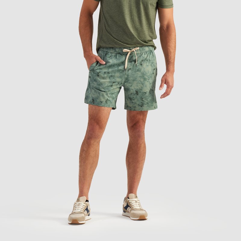 R.O.W. Men's Theo Athletic Shorts 6 in