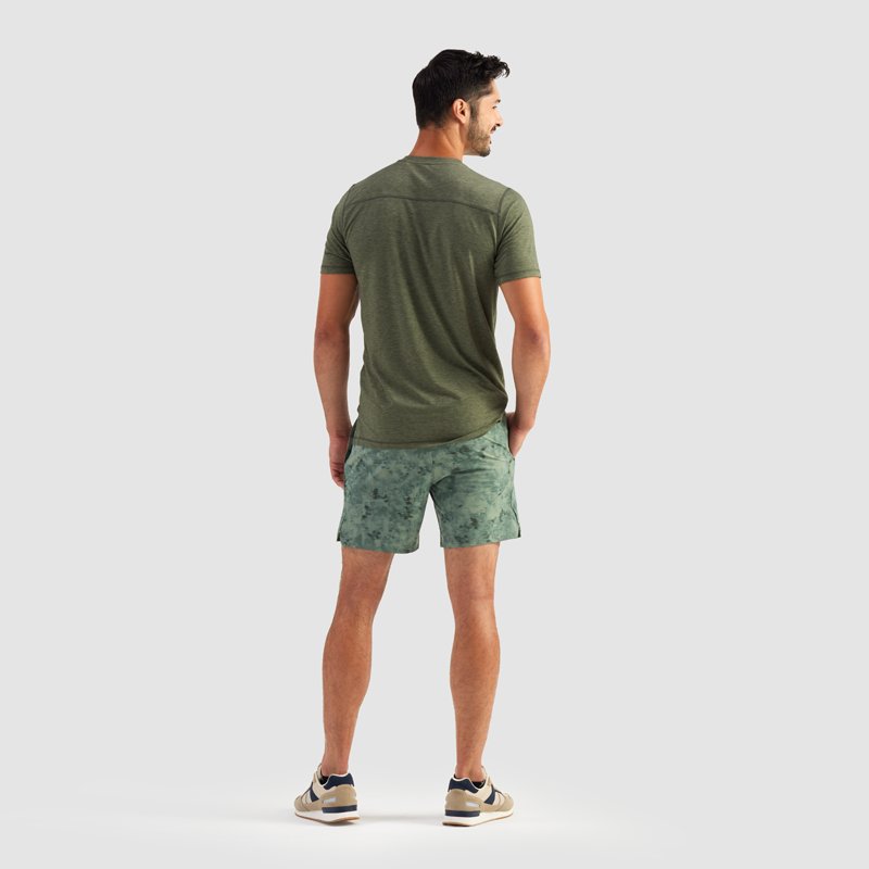 R.O.W. Men's Theo Athletic Shorts 6 in - view number 3