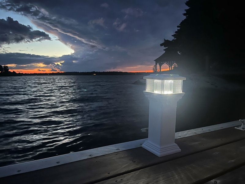 Dock Edge CleatLite Solar Dock Light with Mooring Cleat                                                                          - view number 2