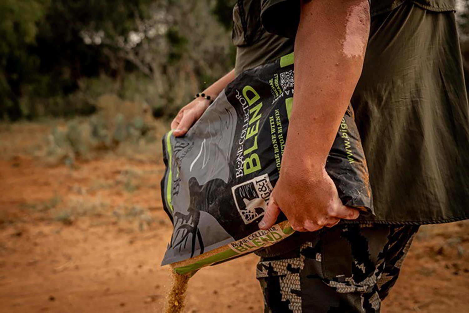 Big & J Bone Collector Blend 20 lb Bag - view number 2