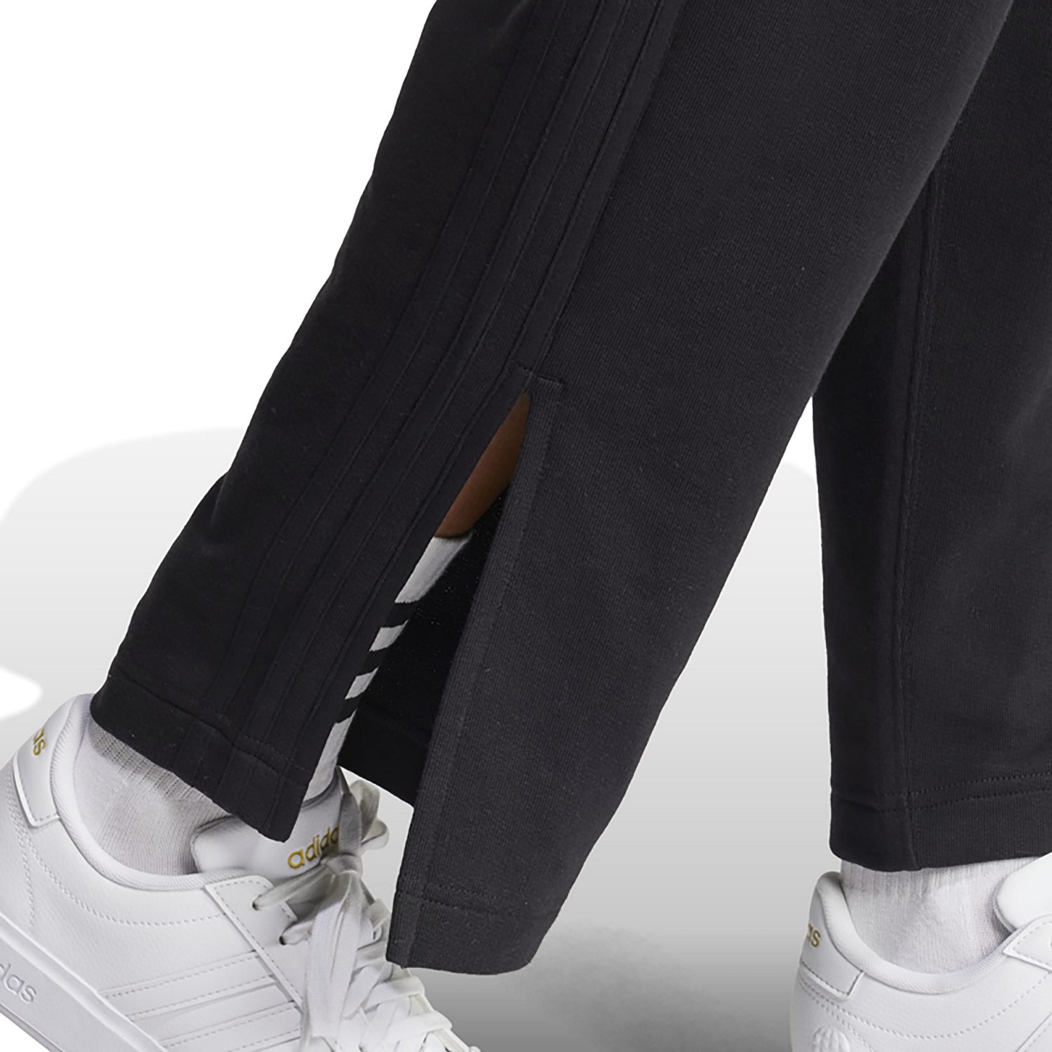 atmos pinkからadidas Originalsのスニーカーブーツ「JAPAN VH