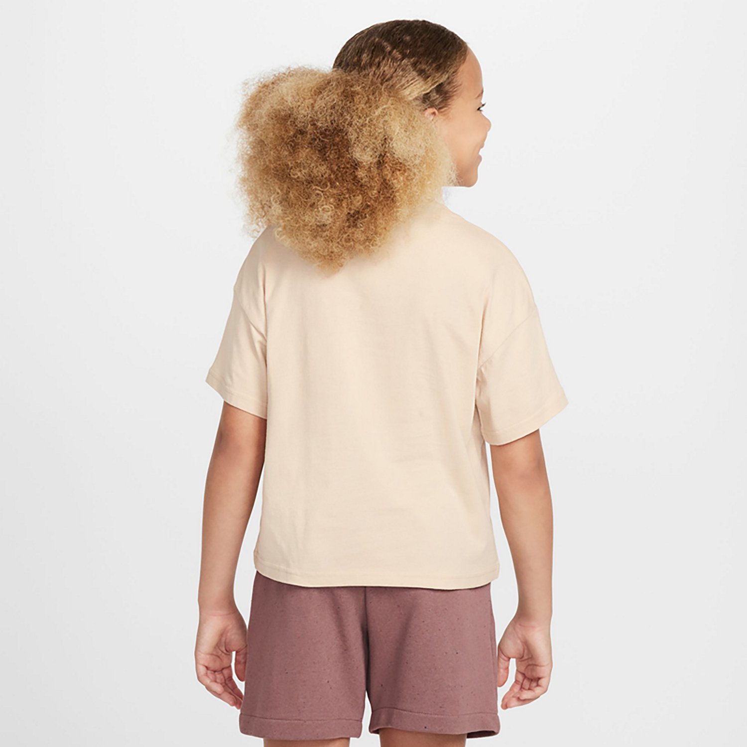 Nike Girls' Sportswear Essential Boxy Short Sleeve T-shirt - view number 2