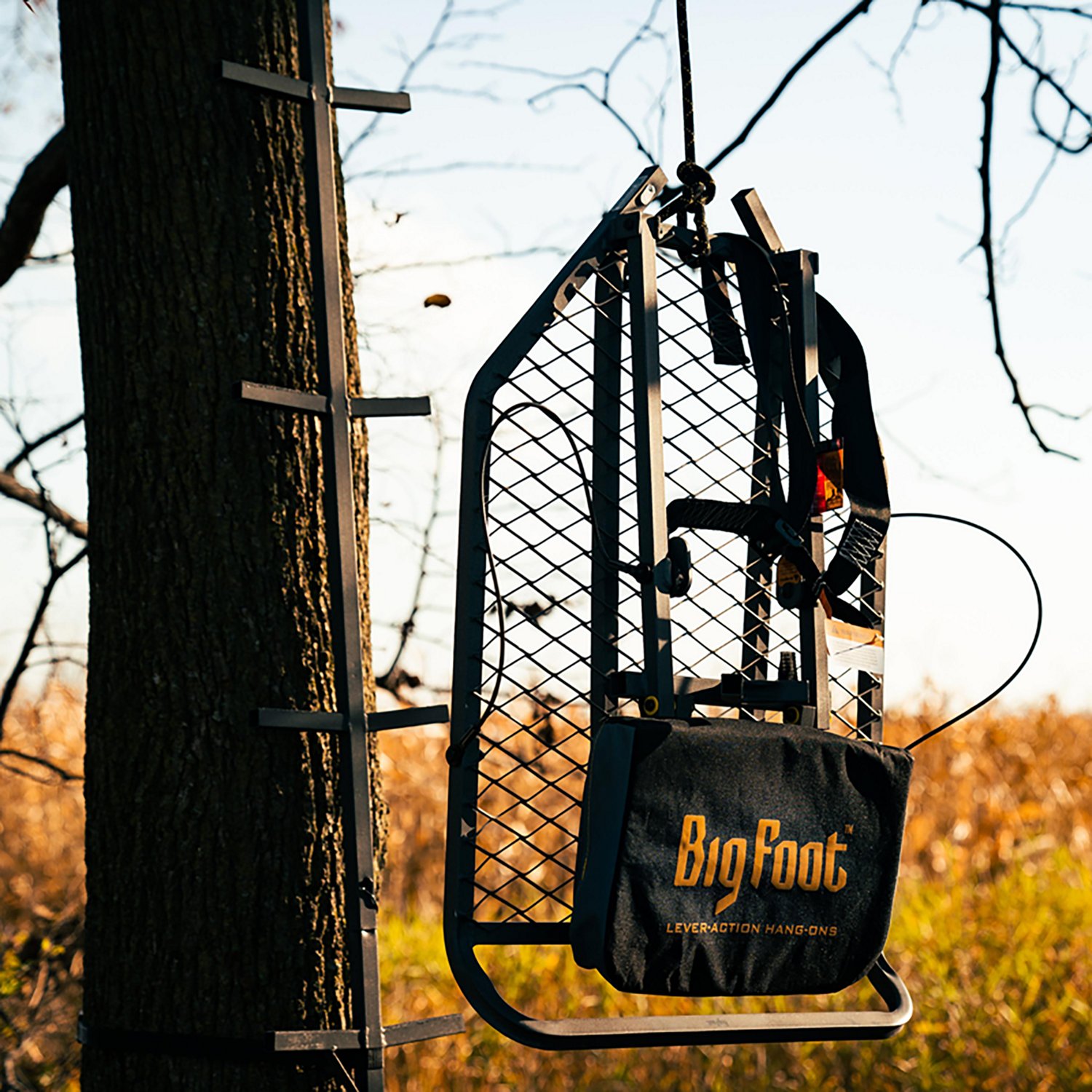 Rivers Edge Big Foot XL Classic Lever-Action Hang-On Treestand - view number 2