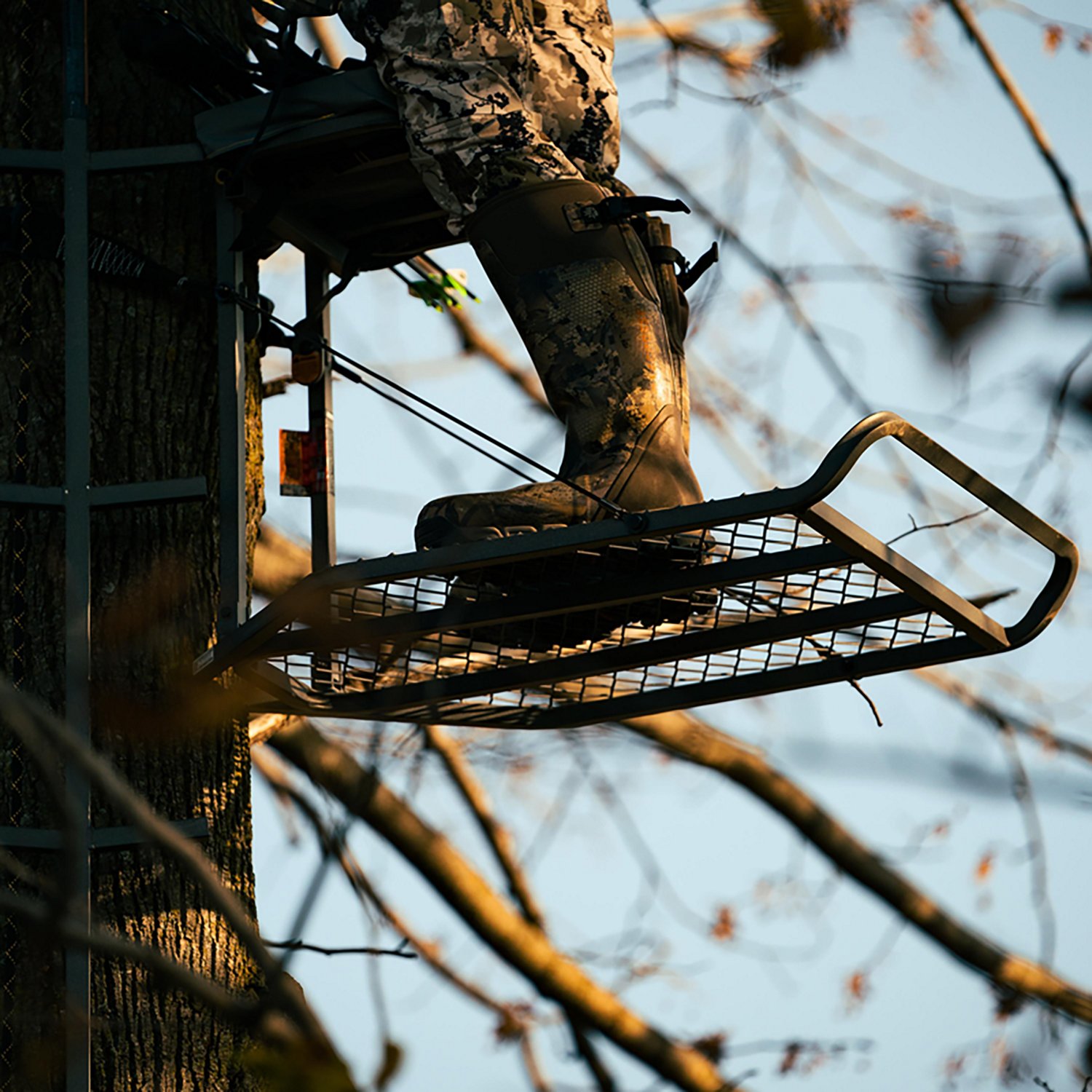 Rivers Edge Big Foot XL Classic Lever-Action Hang-On Treestand - view number 6