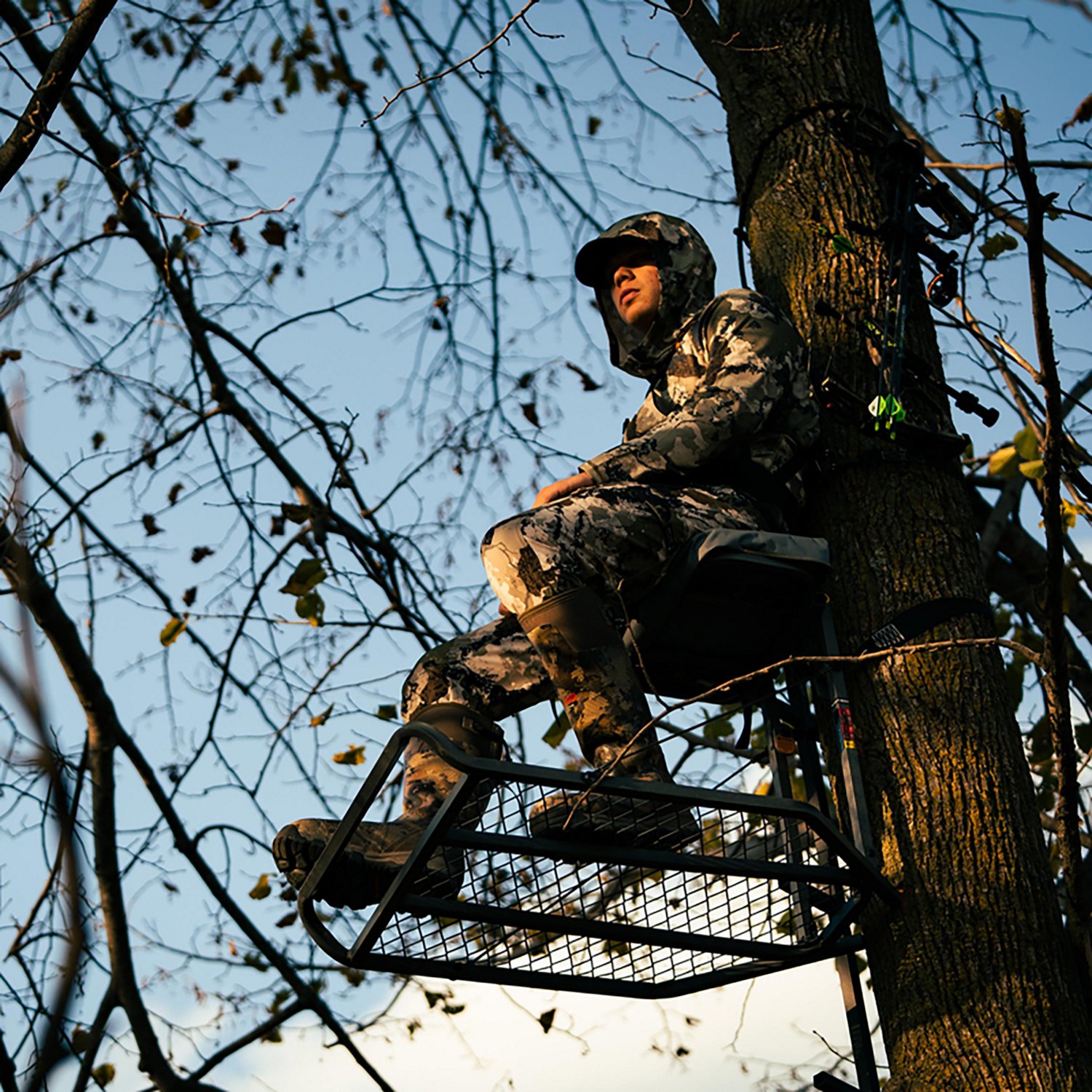 Rivers Edge Big Foot XL Classic Lever-Action Hang-On Treestand - view number 7