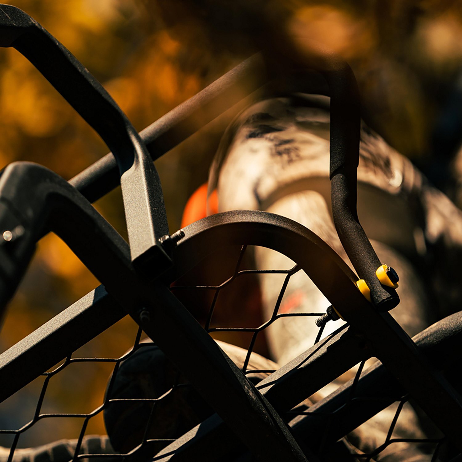 Rivers Edge Lockdown 21 ft Wide Ladder Tree Stand                                                                                - view number 4