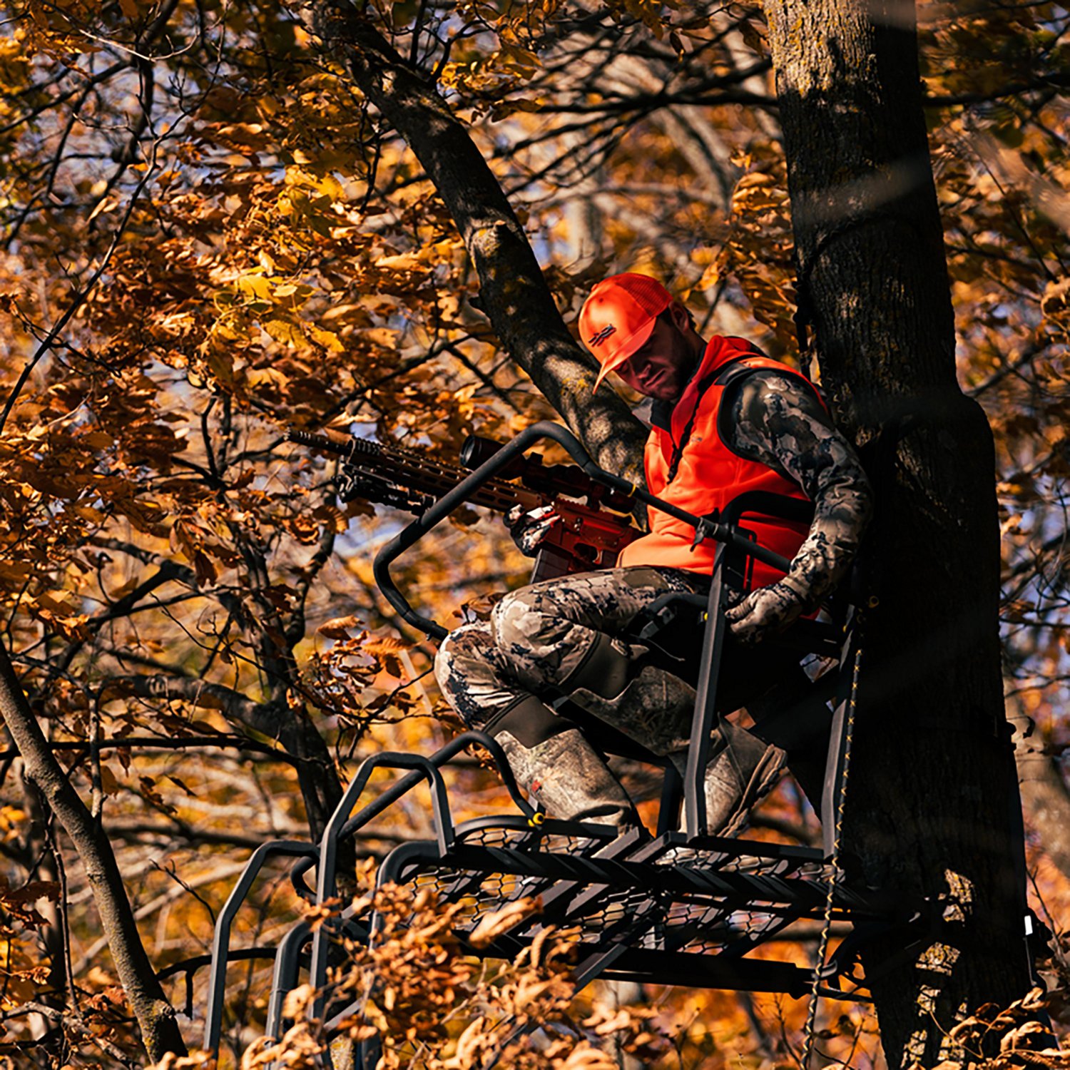 Rivers Edge Lockdown Wide Ladder Tree Stand                                                                                      - view number 2