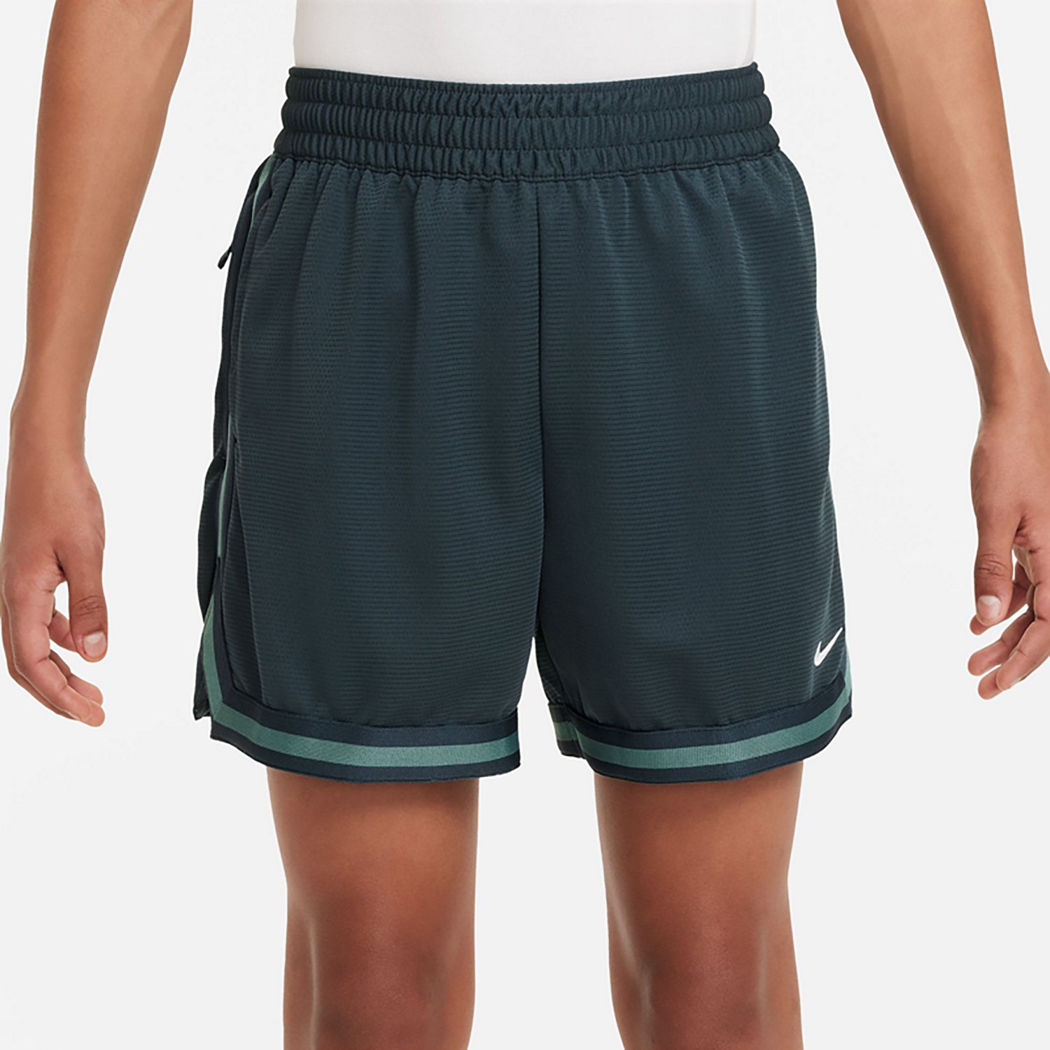 Nike Boys' Dri-FIT DNA Shorts 5 in