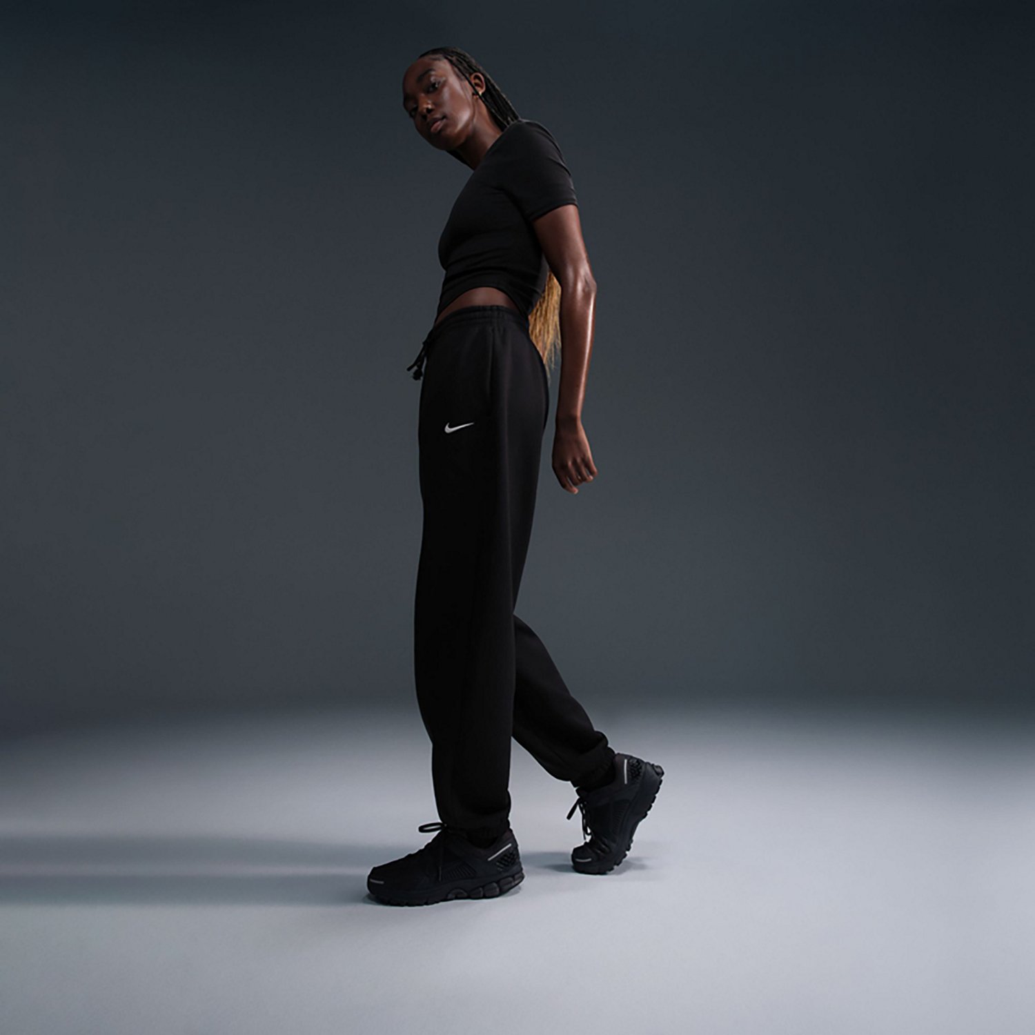 Nike Women's Nike Sportswear Phoenix Fleece High-Waisted Oversized Pant                                                          - view number 3