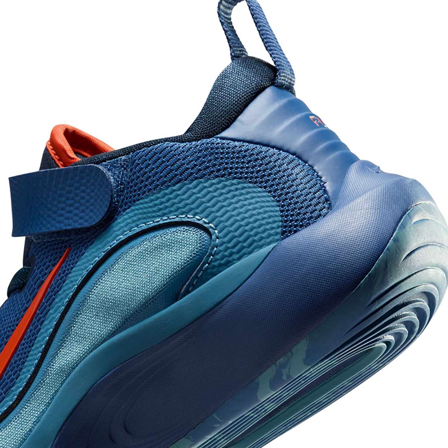 Nike Preschool Kids Isofly Basketball Shoes - view number 8