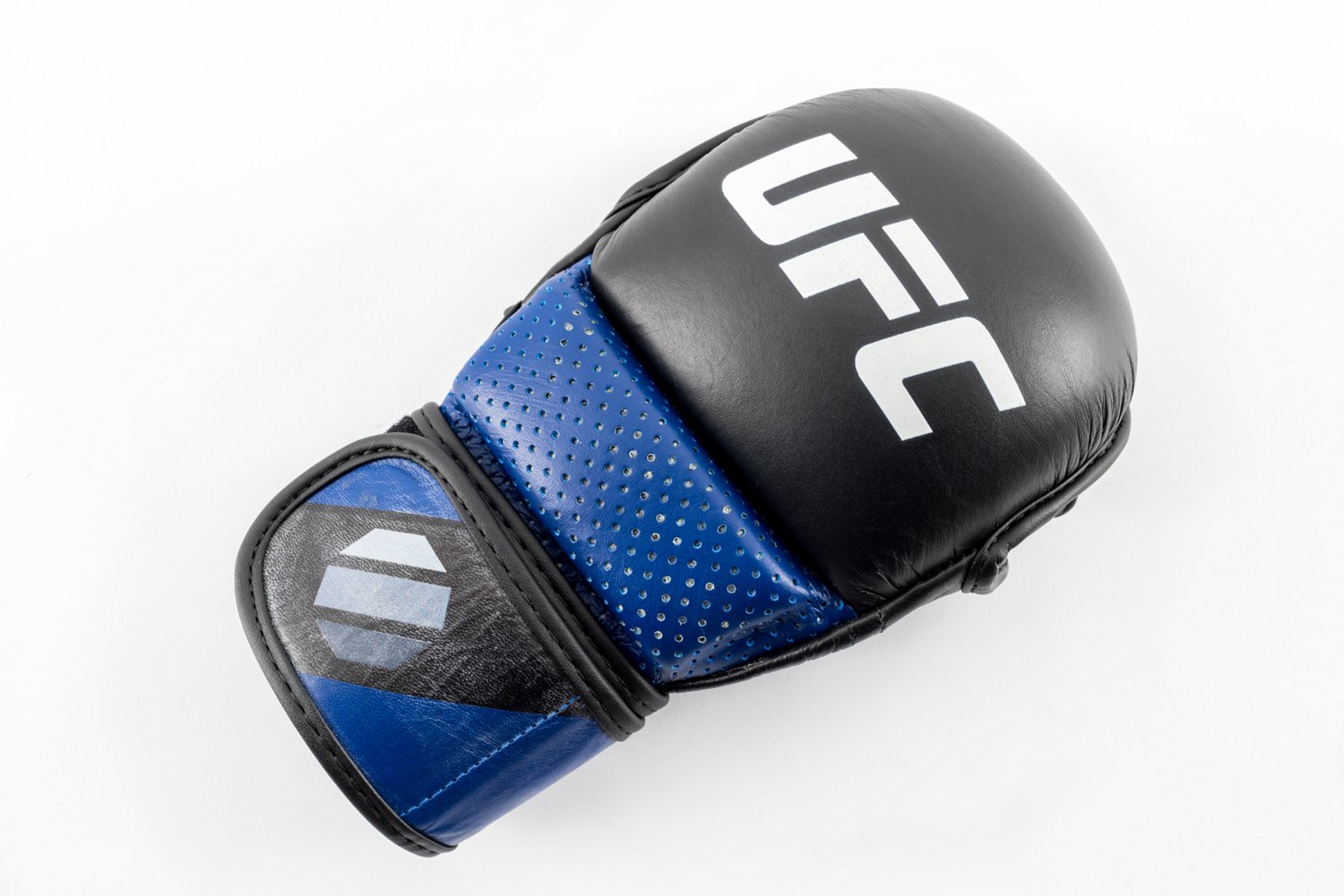 UFC Pro MMA Safety Sparring Gloves - view number 6