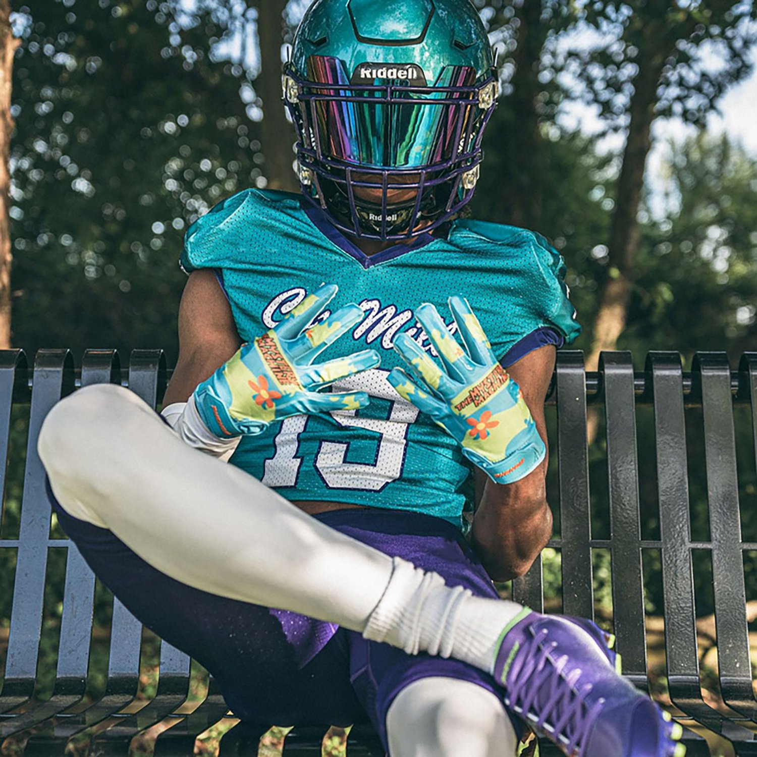 Phenom Elite Scooby-Doo Mystery Machine Football Gloves                                                                          - view number 4