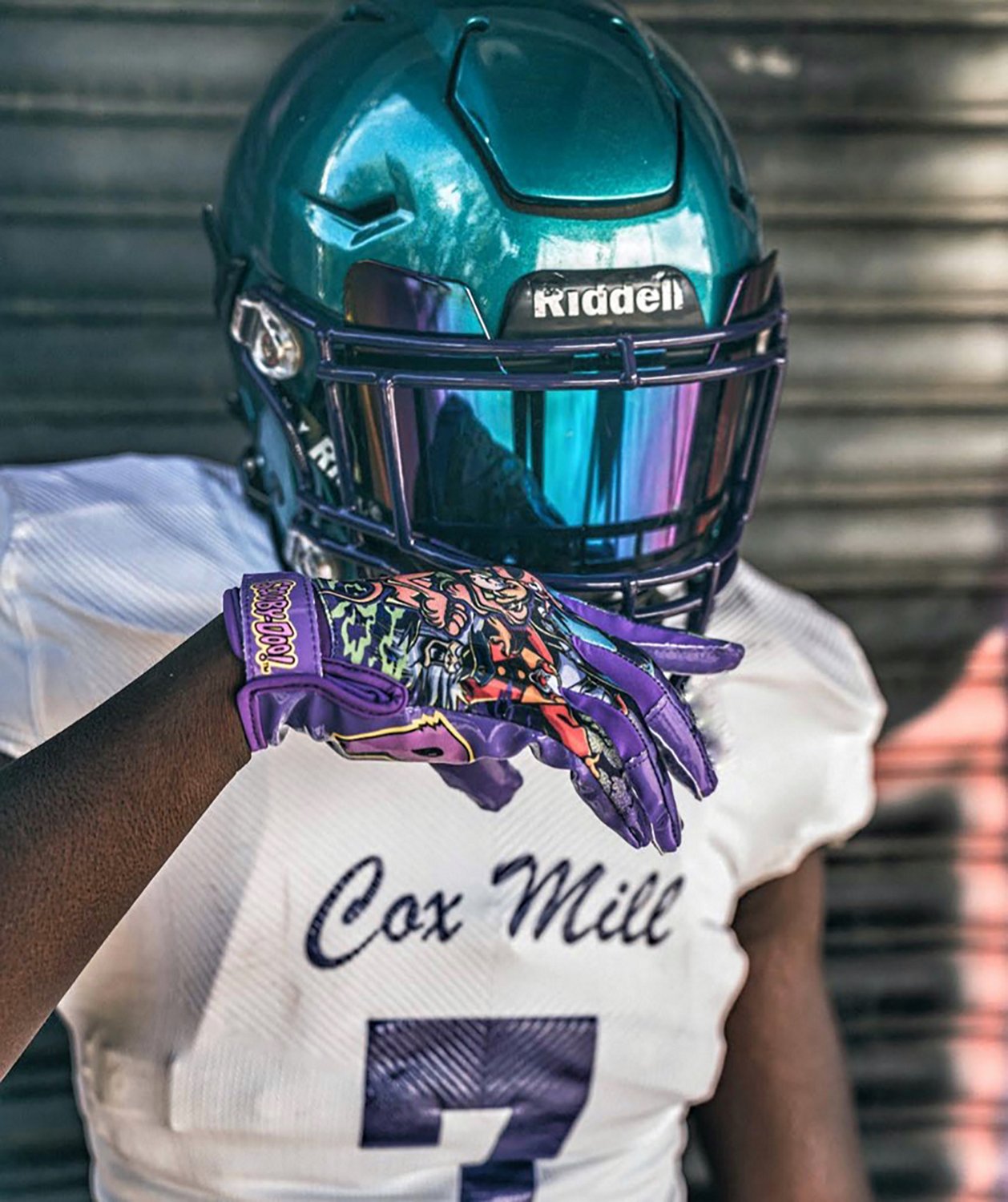 Phenom Elite Scooby-Doo Unmasked Football Gloves                                                                                 - view number 5