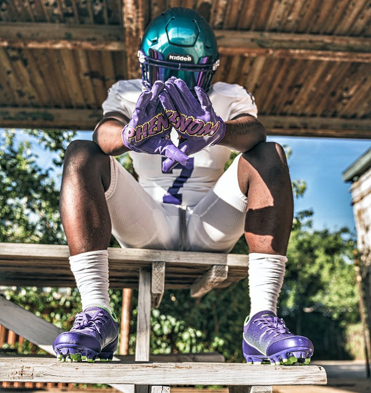 Phenom Elite Scooby-Doo Unmasked Football Gloves                                                                                 - view number 6
