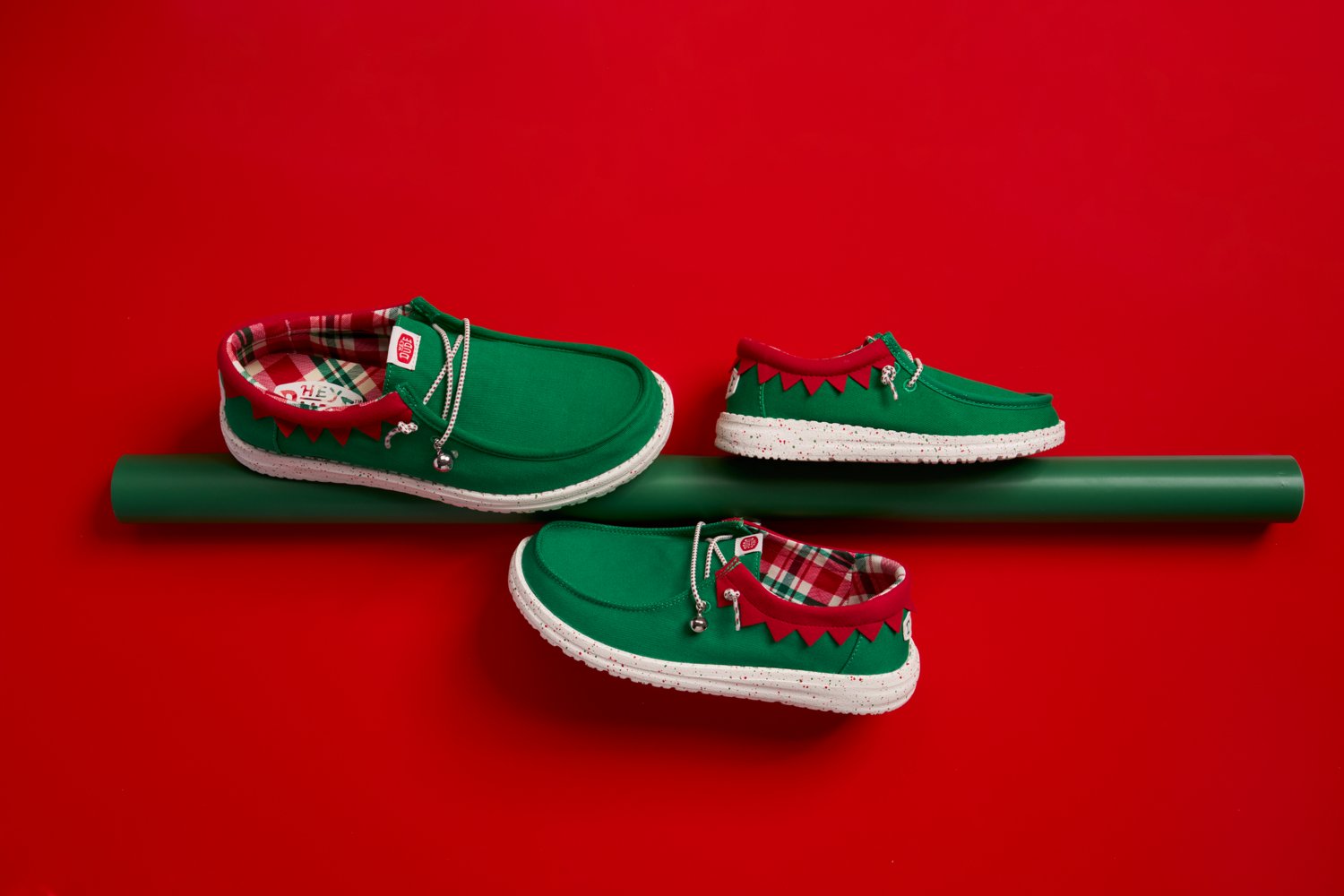 HEYDUDE Women's Wendy Elf Holiday Novelty Shoes - view number 5