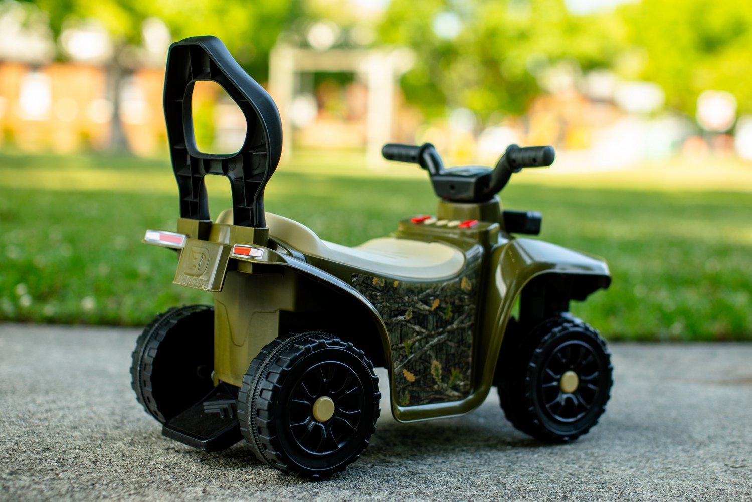 Dynacraft Kids' Realtree Nero Foot to Floor Ride-on                                                                              - view number 8