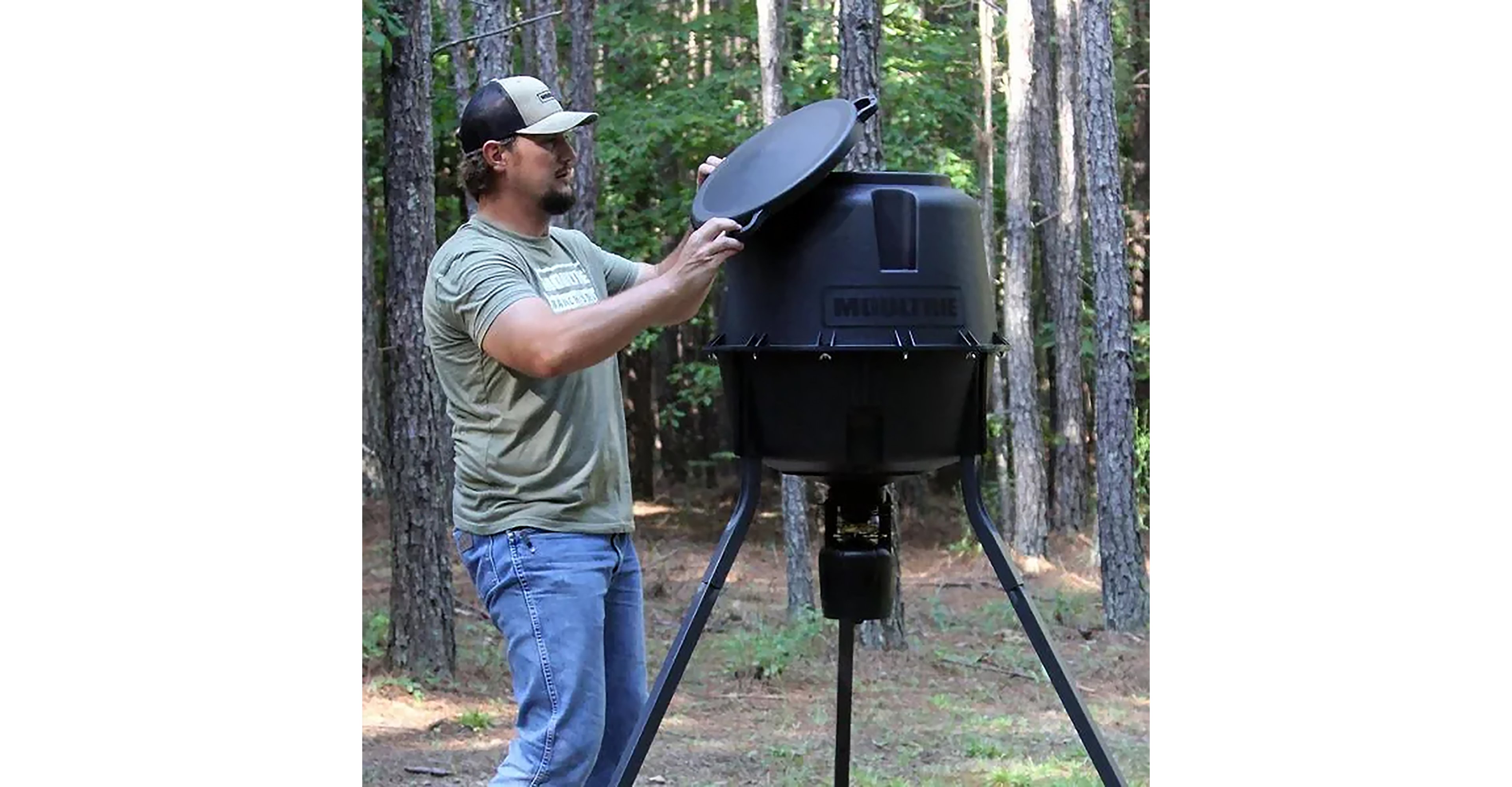 Moultrie 30 gal Directional Tripod Feeder