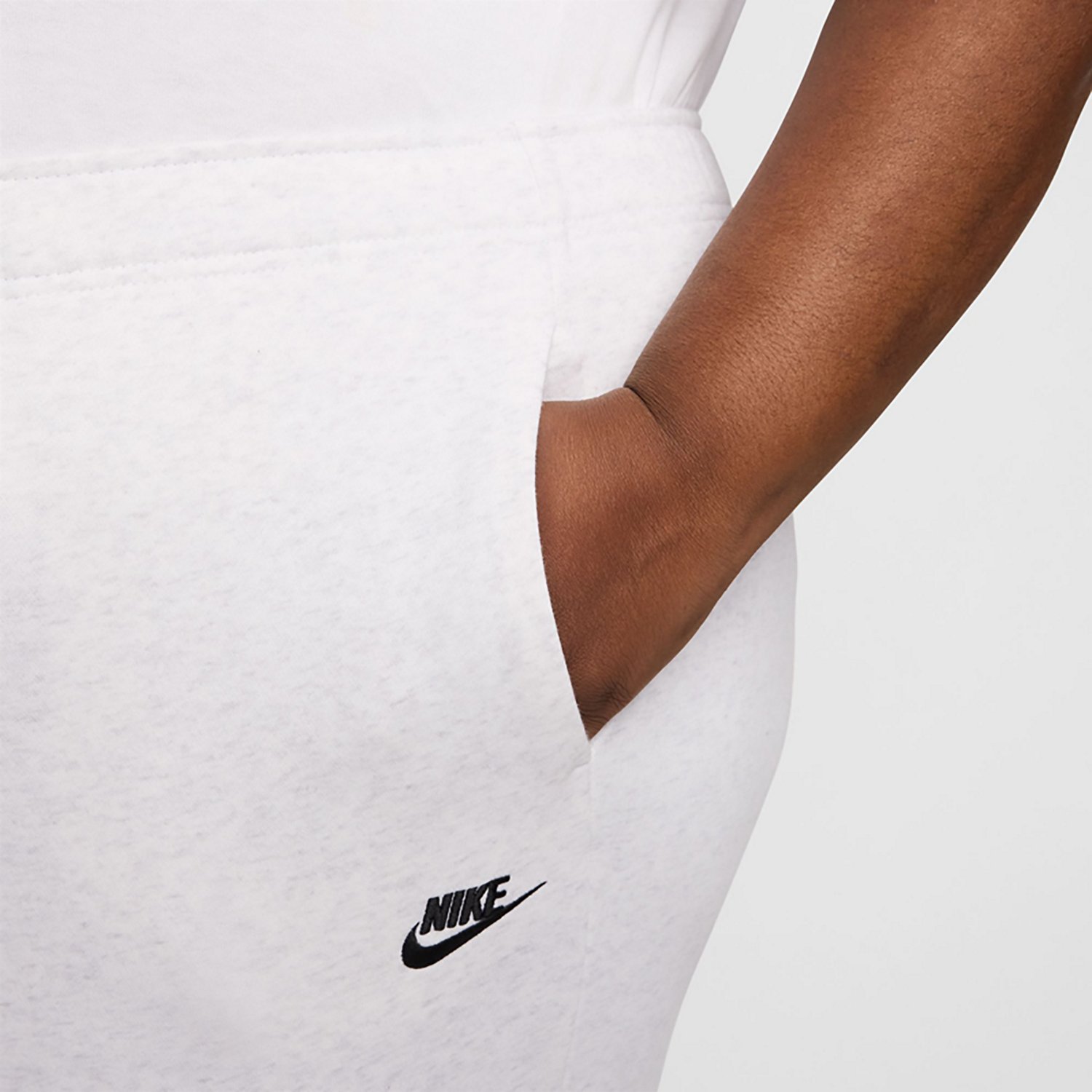 Nike Women's Club Fleece Plus Size Pants - view number 3