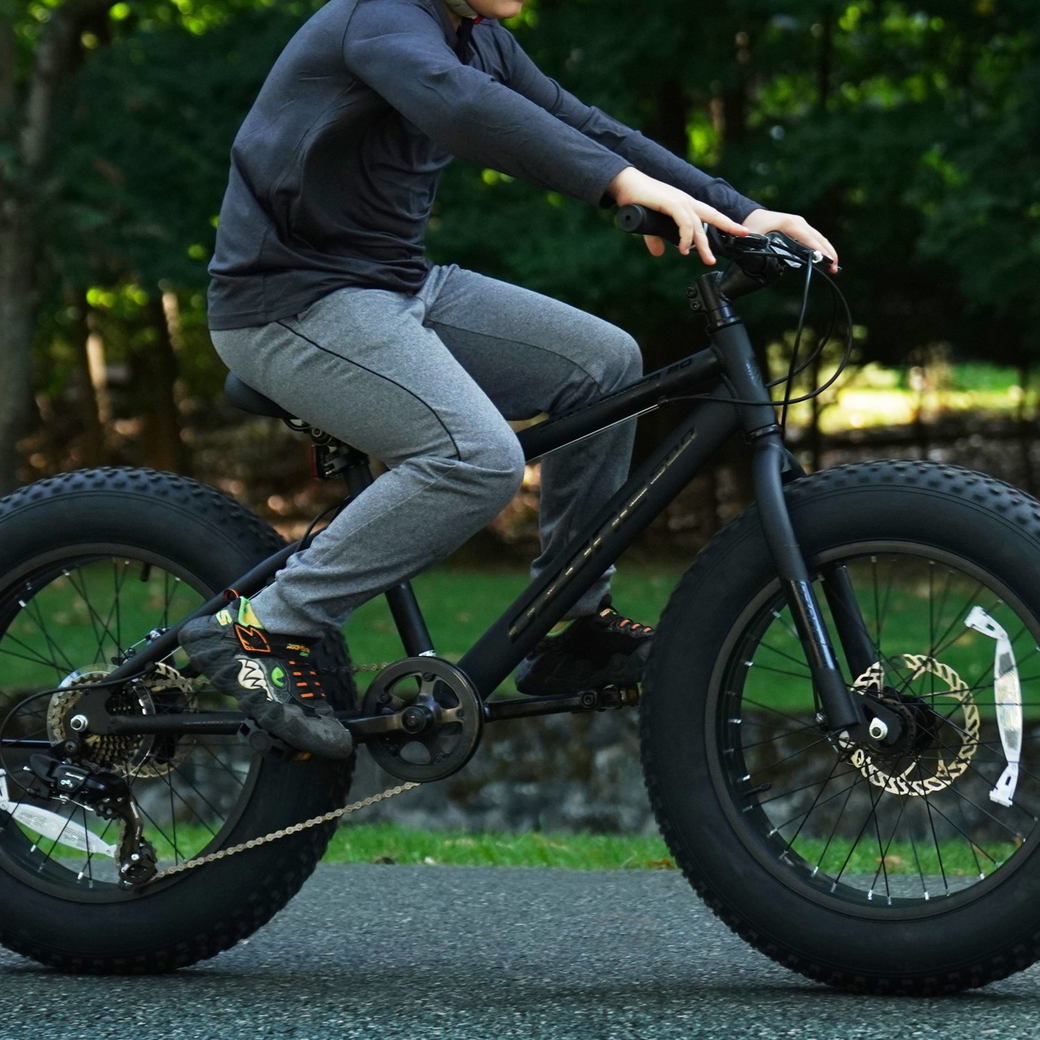 Ozone 500 Boys Challenger Fat Tire 20 7 Speed Bike Academy