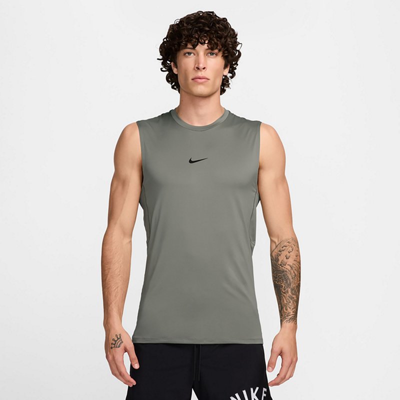 Nike Men's Slim Sle… - image