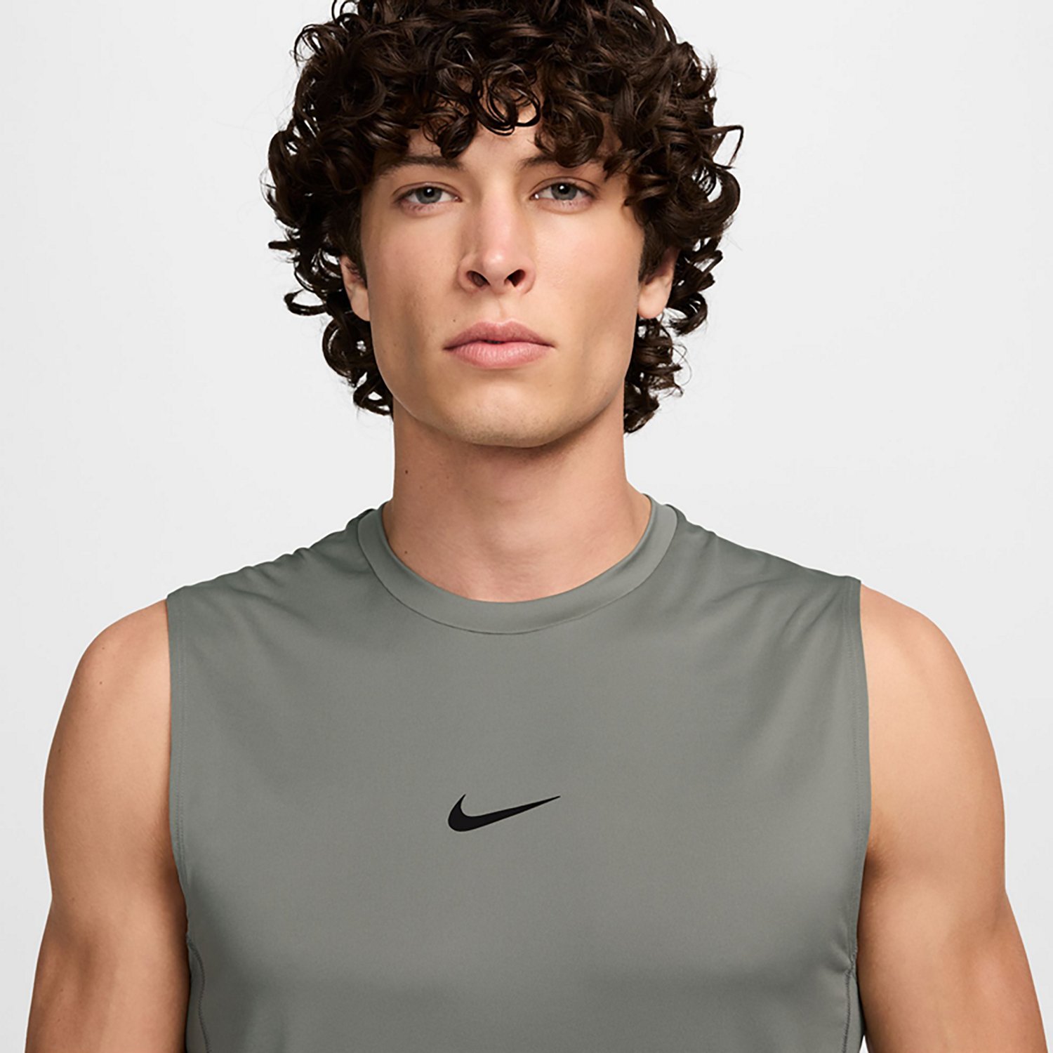 Nike Men's Slim Sleeveless Top - view number 3