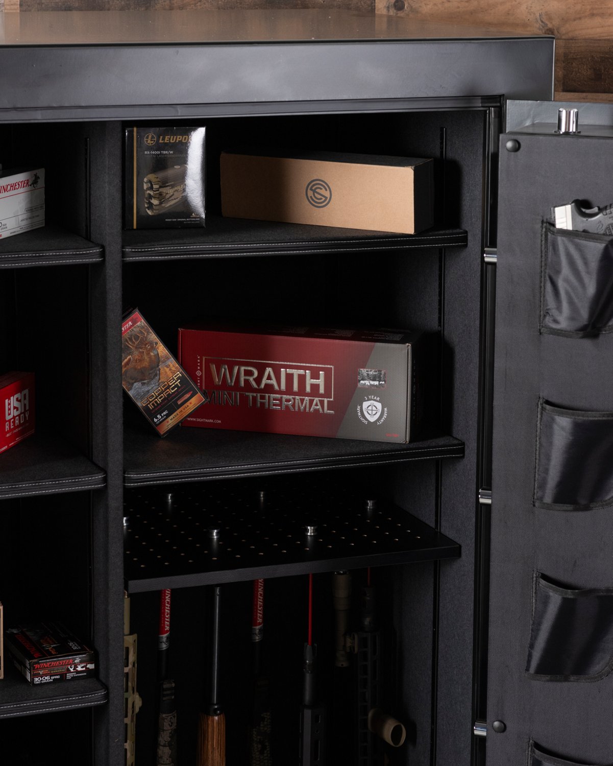 Winchester Grand American 76-Gun Safe  - view number 5