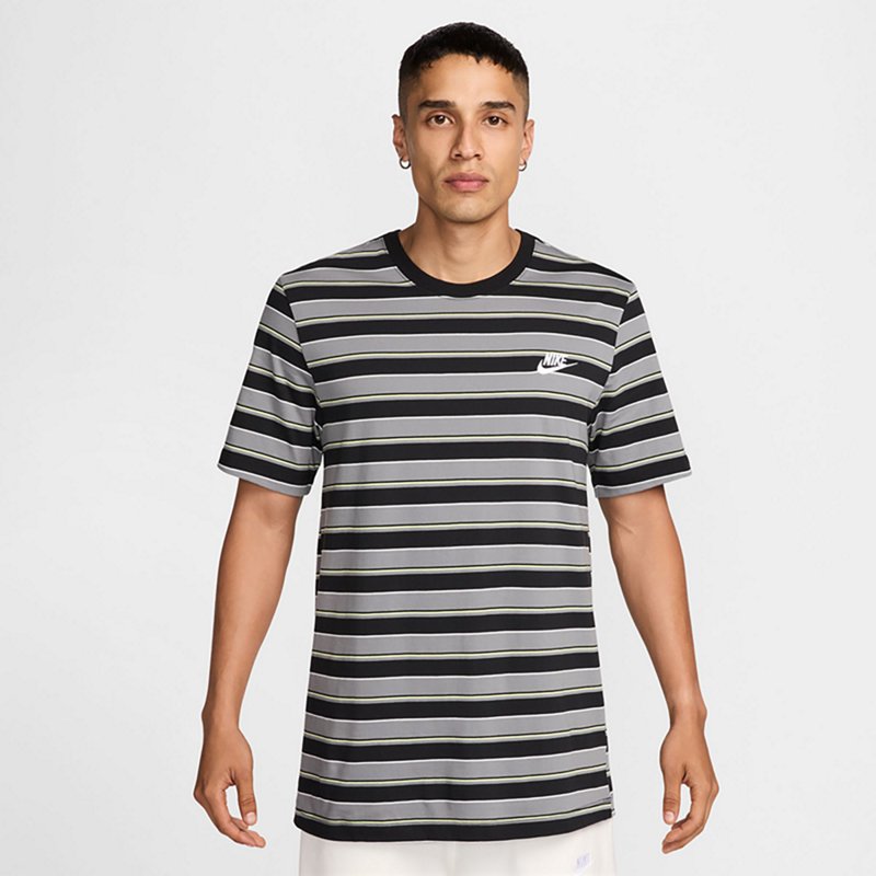 Nike Men's Club Str… - image