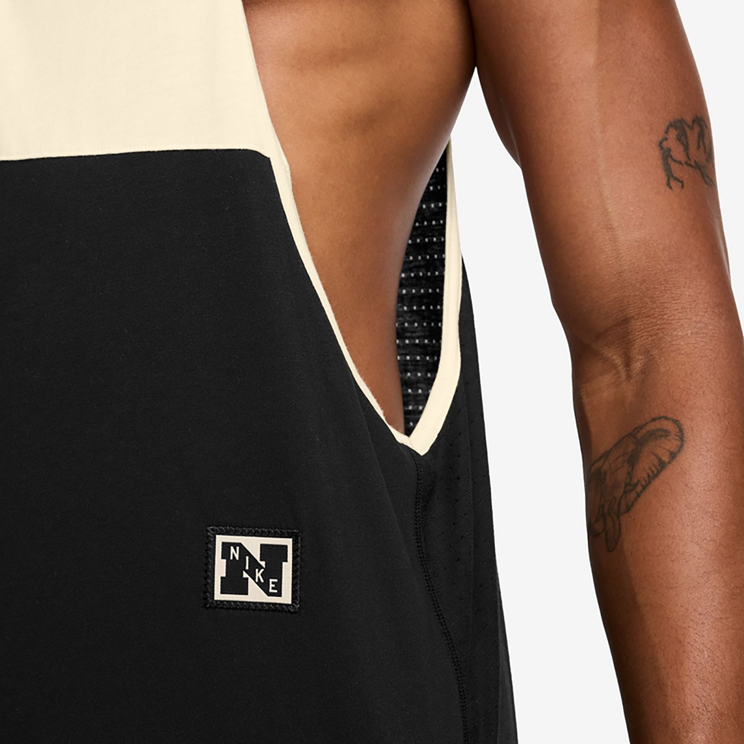 Nike Men's Heritage Dri-FIT Fitness Tank Top - view number 3