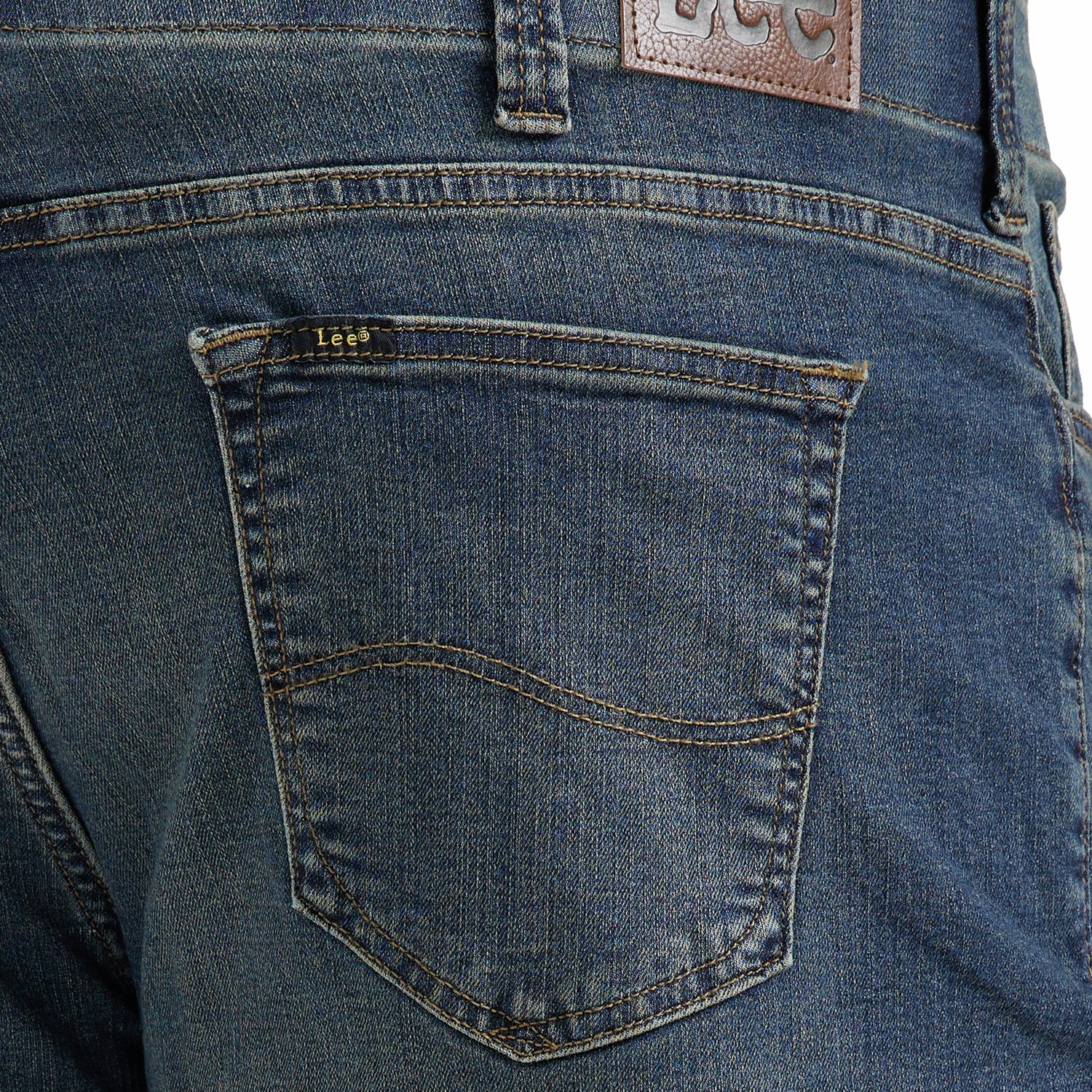 Lee Men's Big and Tall Extreme Motion Relaxed Fit Jeans - view number 6