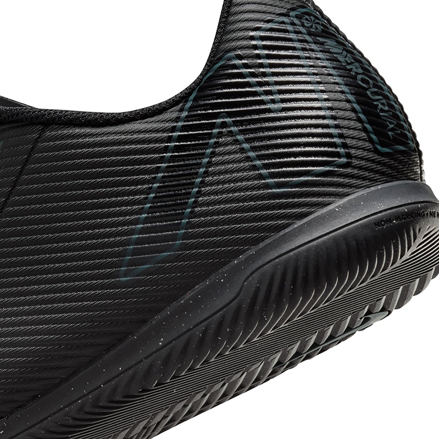 Nike Adults' Vapor 16 Soccer Cleats - view number 8