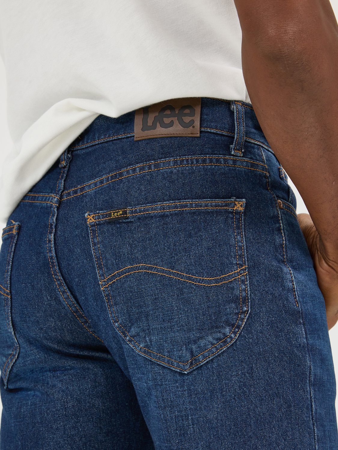 Lee Men's Legendary Relaxed Straight Jeans - view number 5