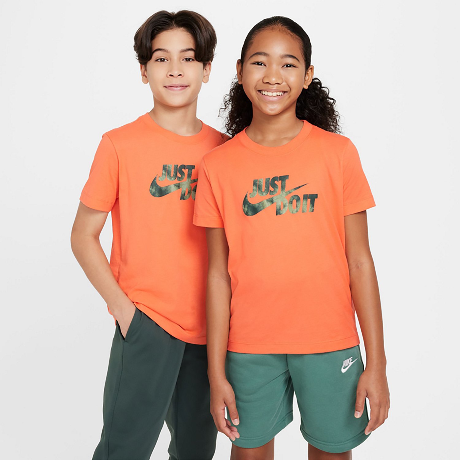 Nike Boys' JDI HBR Graphic T-shirt