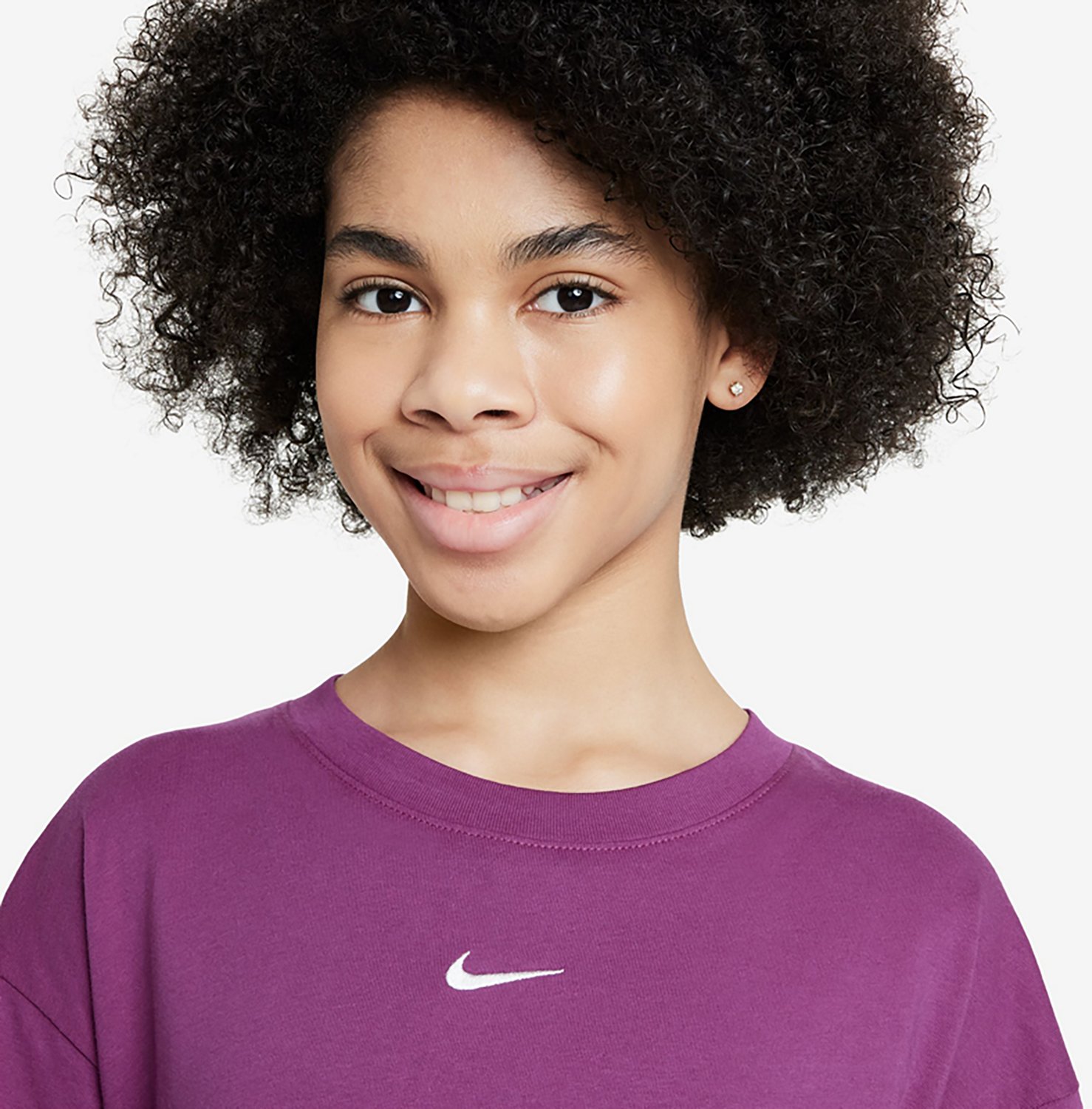 Nike Girls' Sportswear Essential Boxy Short Sleeve T-shirt - view number 3