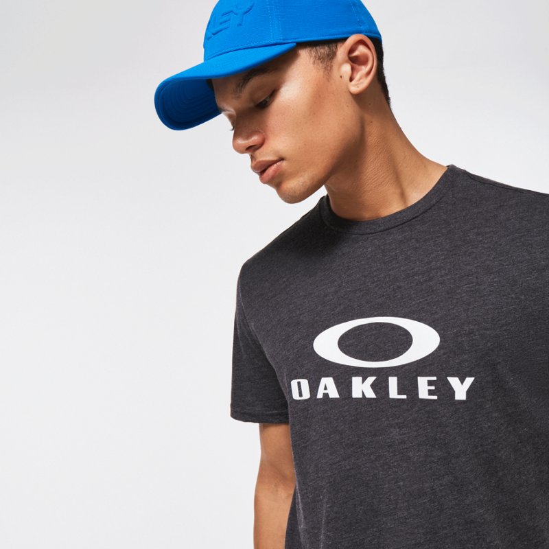 Oakley Men's Bark 2… - image