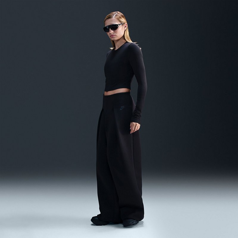 Nike Sportswear Wom… - image