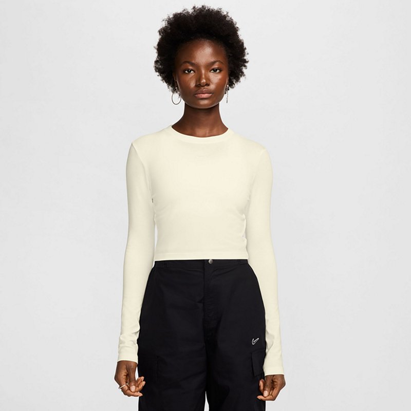 Nike Sportswear Wom… - image