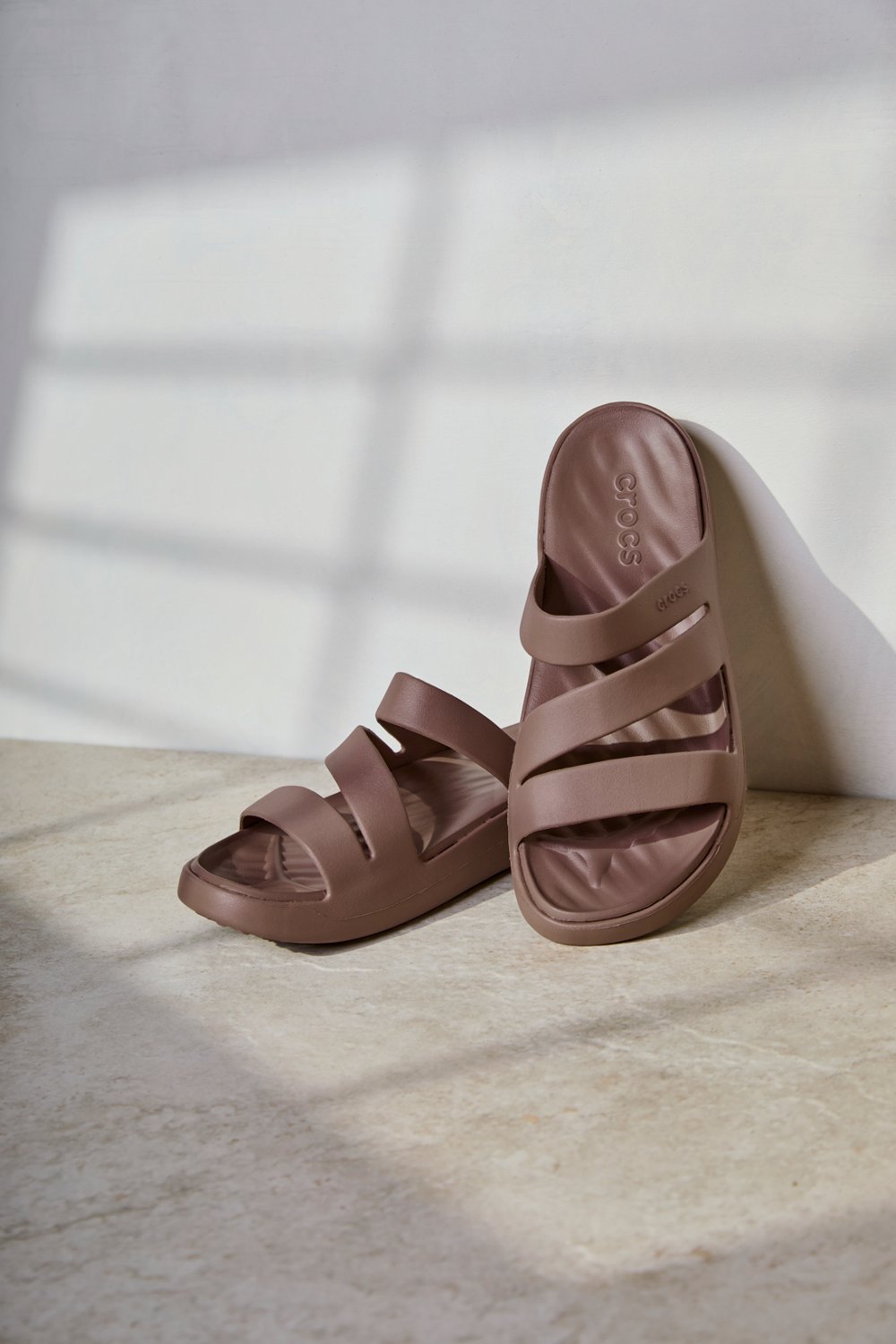 Crocs Women's Getaway Strappy Sandal                                                                                             - view number 8