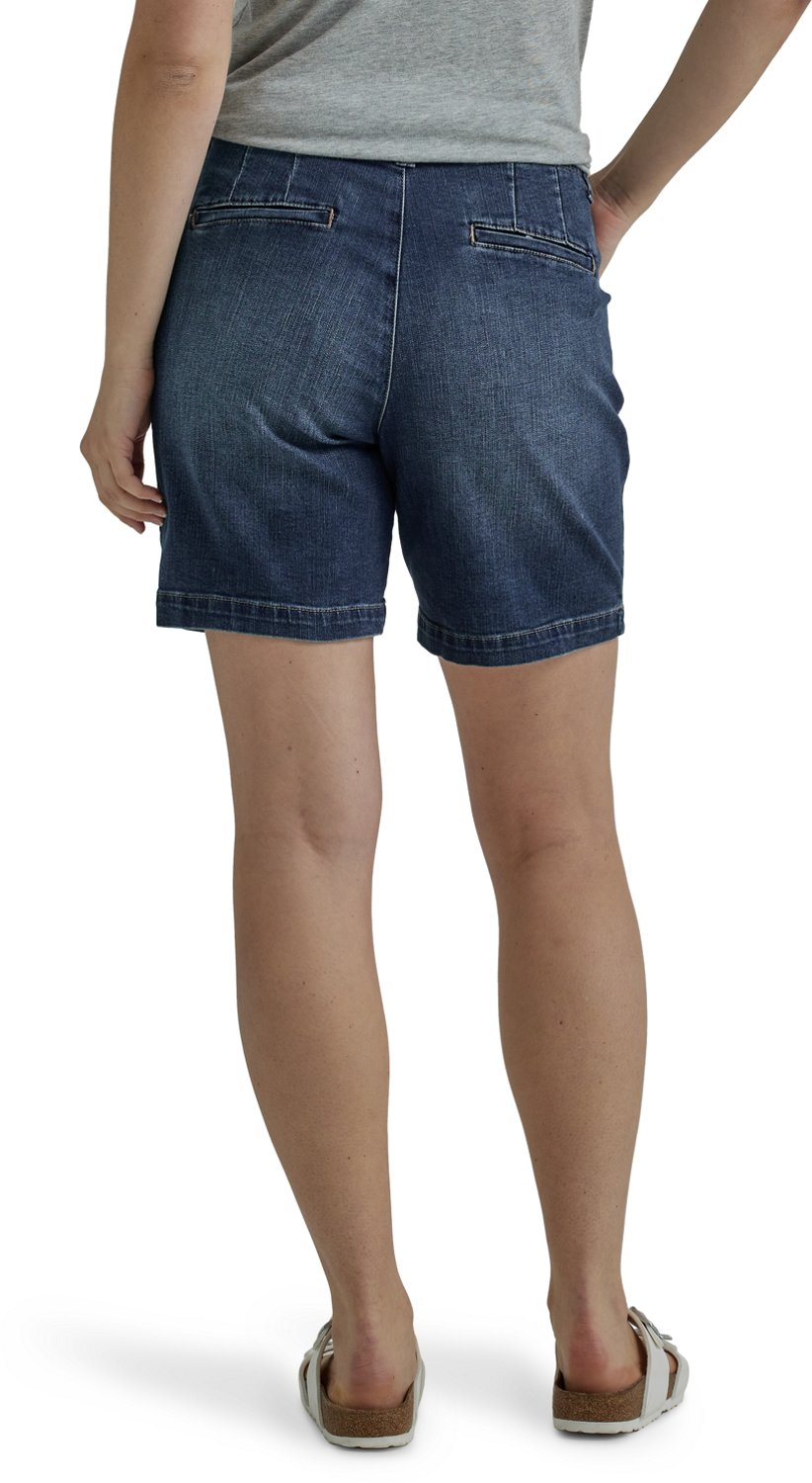 Lee Women's Regular Fit Chino Walk Shorts - view number 2