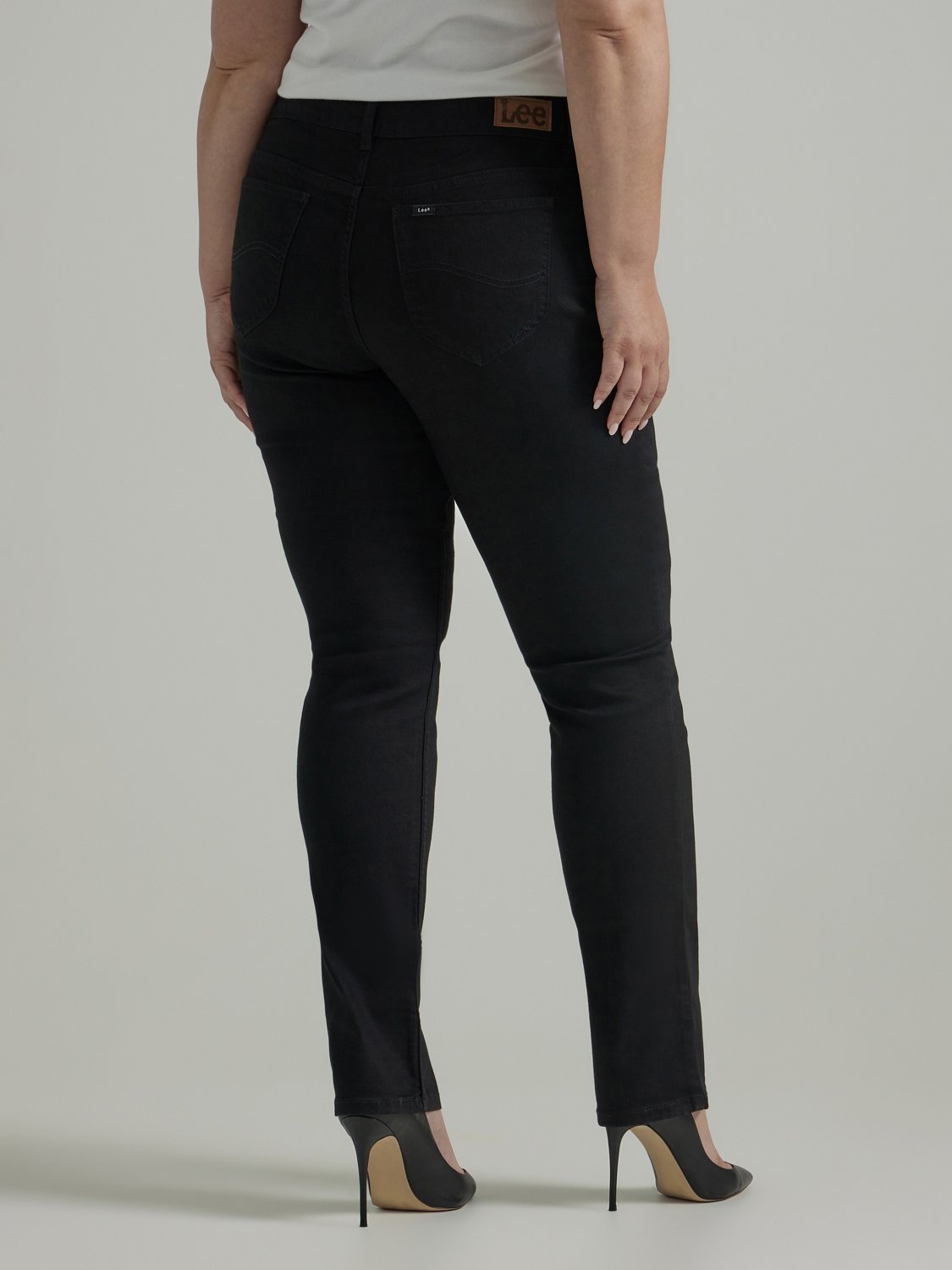 Lee Women's Legendary Straight Leg Plus Size Jeans - view number 2