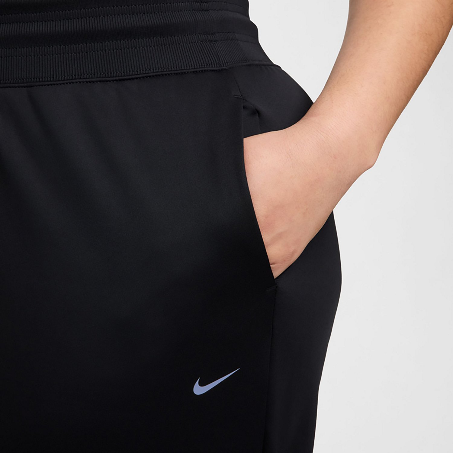 Nike Women's Therma Fit One Plus Size Joggers                                                                                    - view number 3