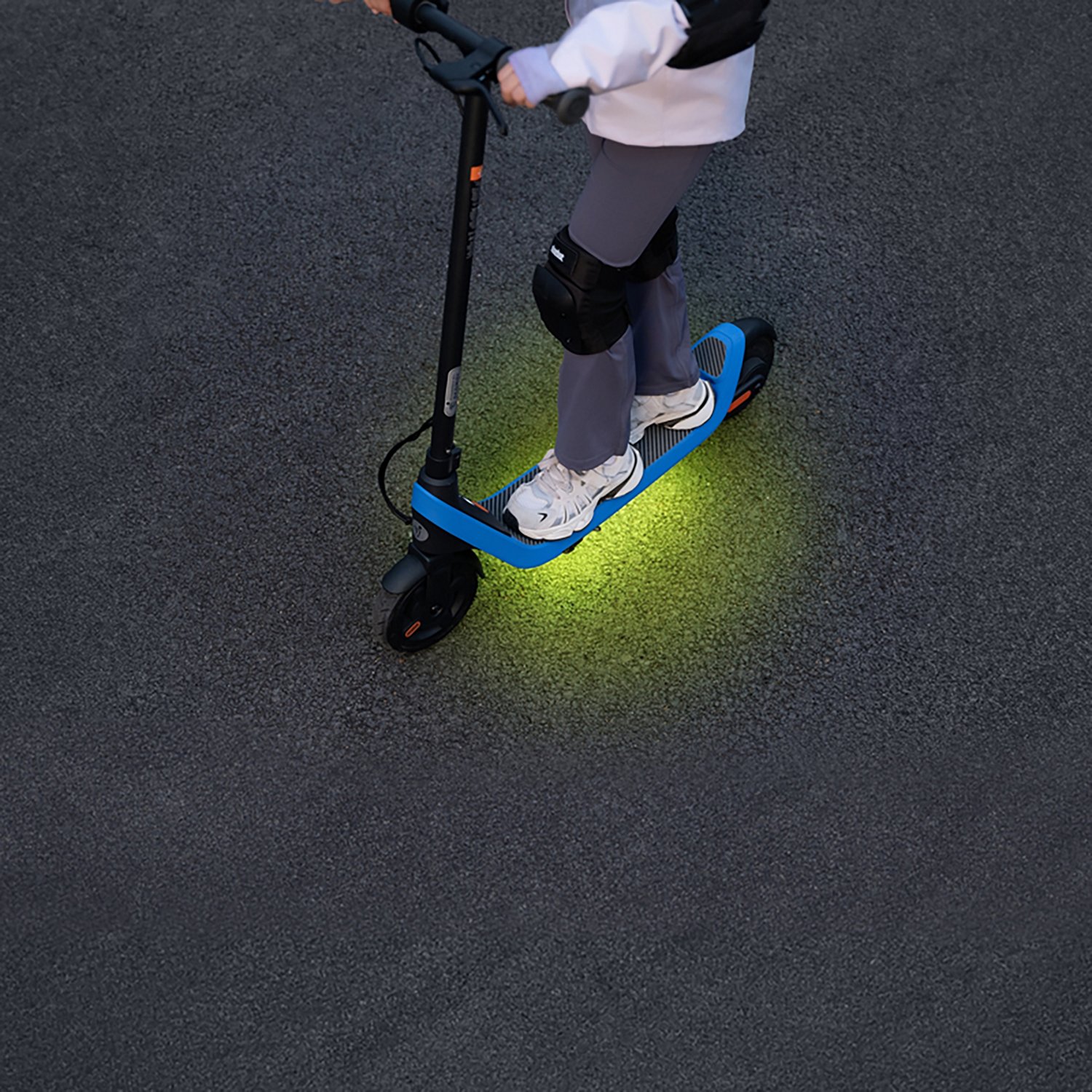 Segway Kids' Ninebot C2 Lite E-KickScooter                                                                                       - view number 2