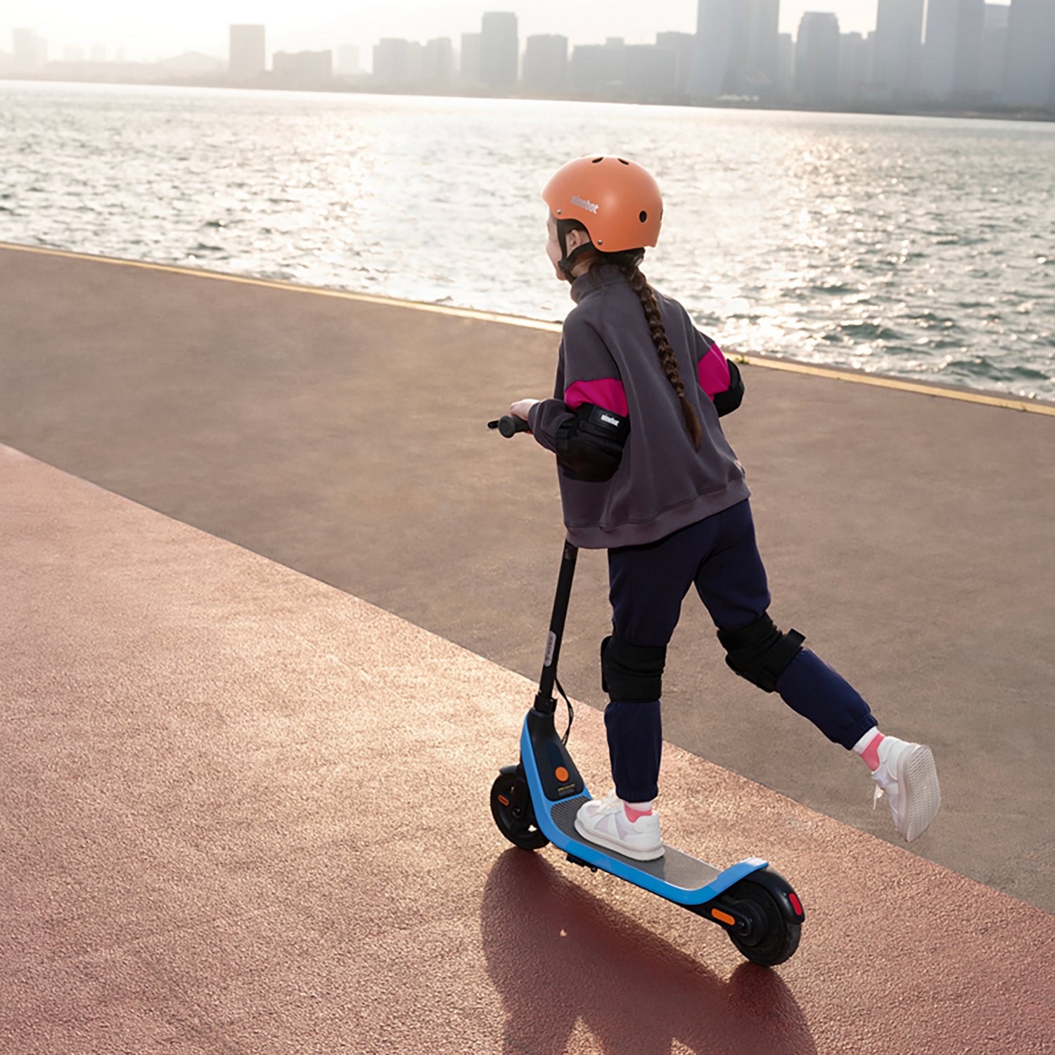 Segway Kids' Ninebot C2 Lite E-KickScooter                                                                                       - view number 5